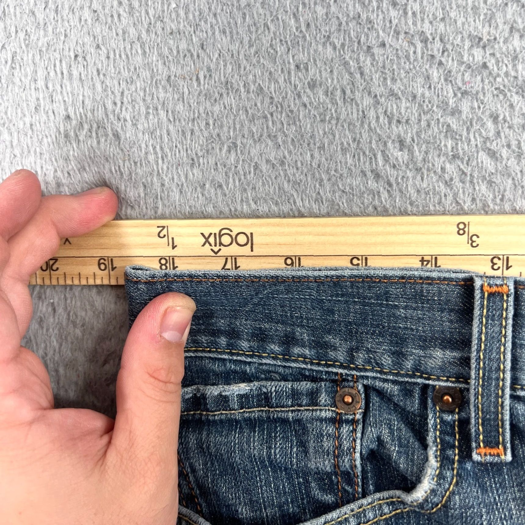 Levi's VINTAGE Levi's 514 Jeans Men 36x34 Slim Straight Medium Wash Cotton Size US 36 / EU 52 - 5 Thumbnail