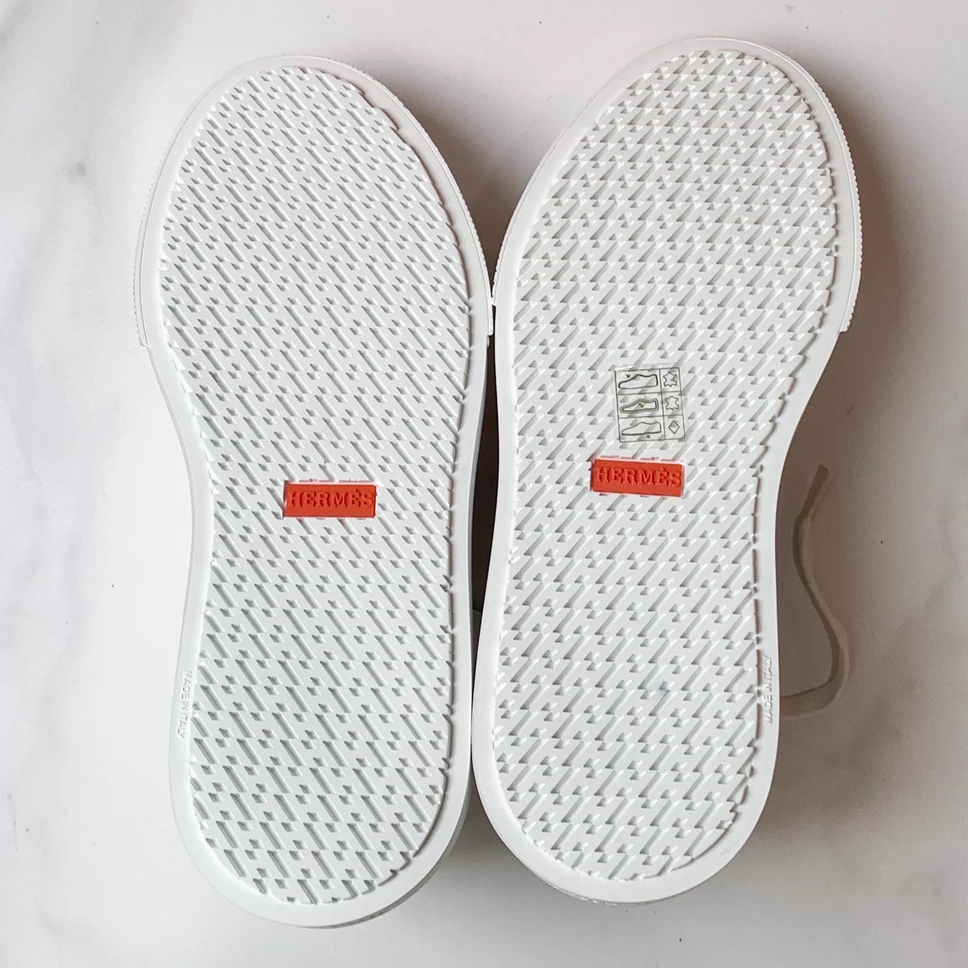 Hermes HERMES Classic Versatile Sneakers 37.5 EU Size US 7 / IT 37 - 5 Thumbnail