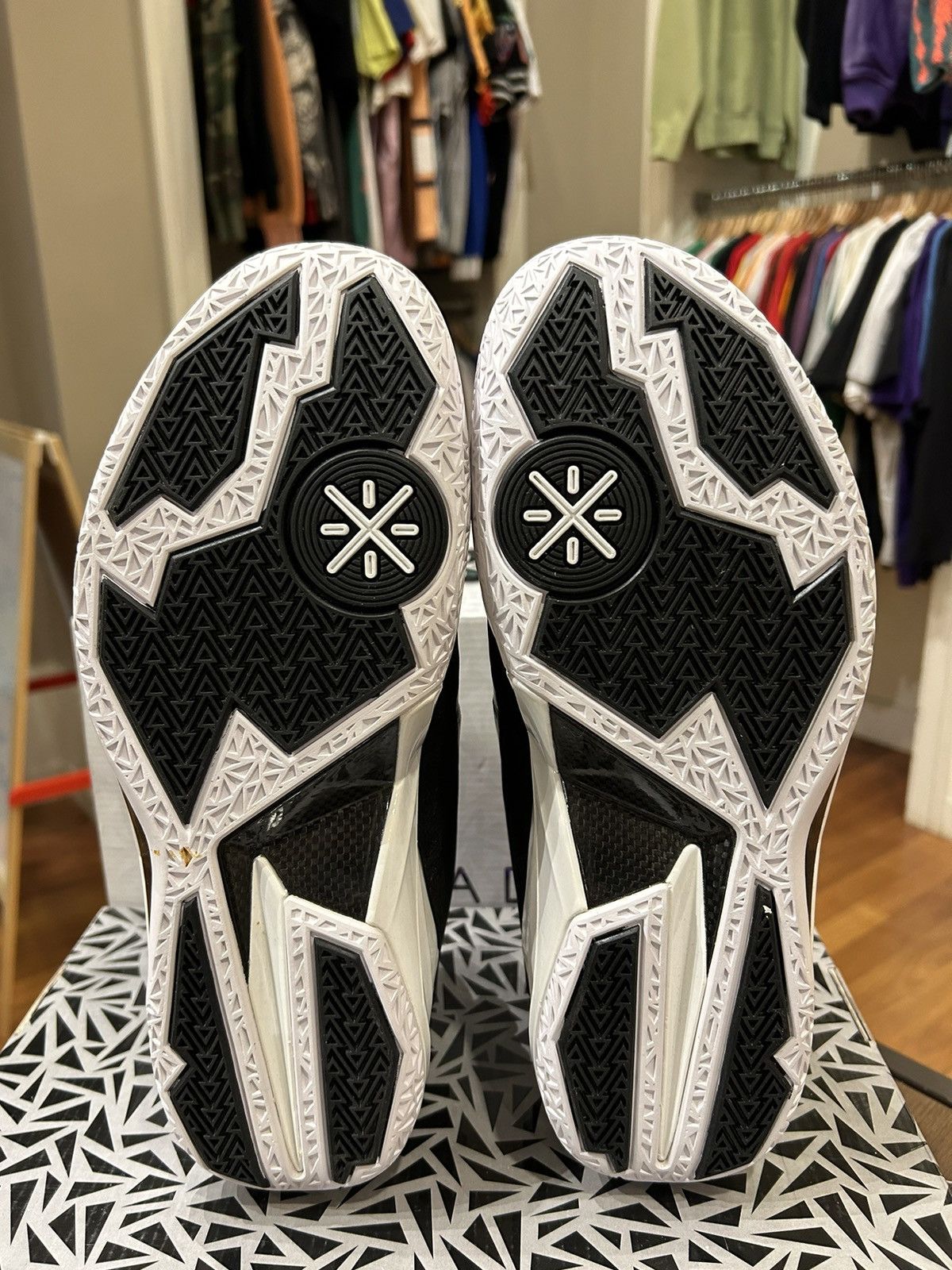 Li-Ning Li-Ning WoW4 Way of Wade 4 “City Pack" Size US 11 / EU 44 - 10 Thumbnail