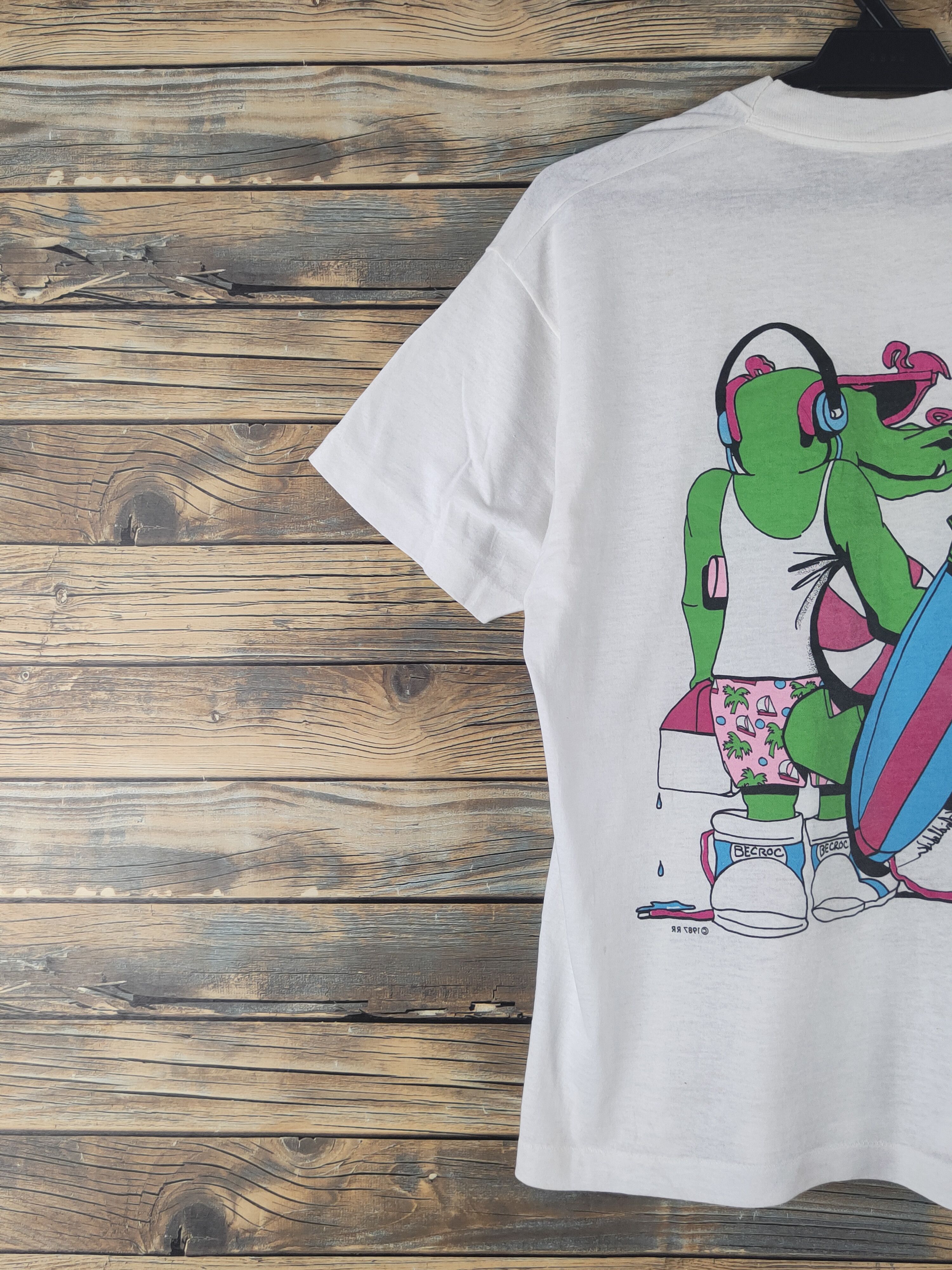 Vintage DL 80' Vintage cartoon surf White Short Sleeve T-shirt #2747 Size US M / EU 48-50 / 2 - 10 Thumbnail