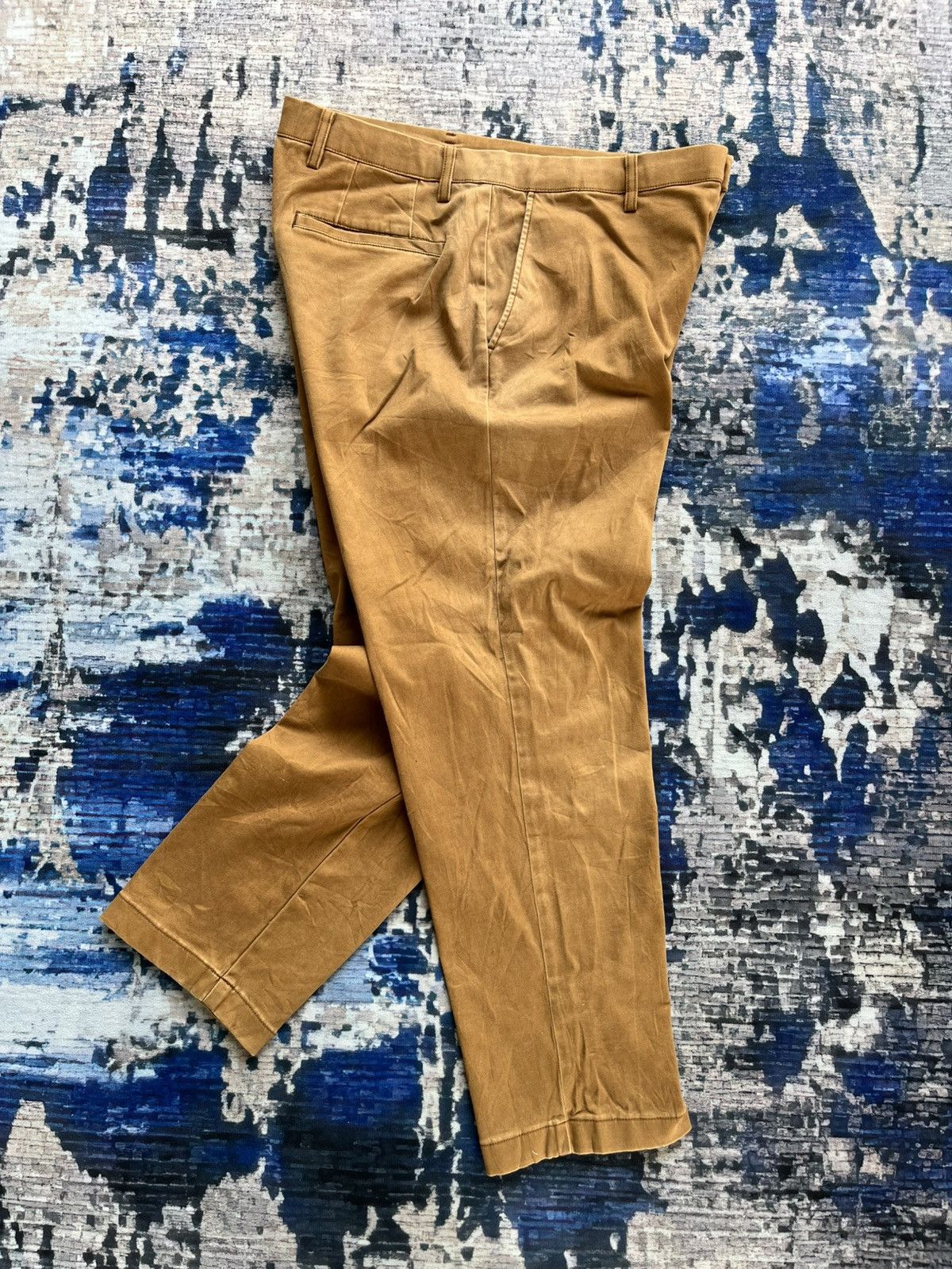 Uniqlo 🔥Uniqlo Khakis Relaxed Pants Size US 31 - 1 Thumbnail