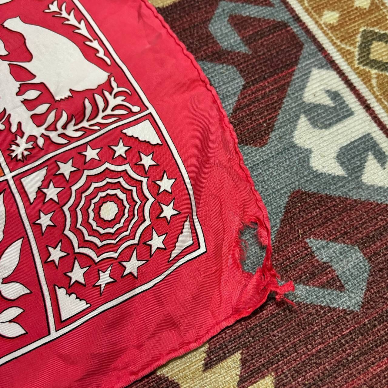 Hermes Hermes ‘Early America’ Silk Scarf Distressed Red Scarves Size ONE SIZE - 8 Thumbnail