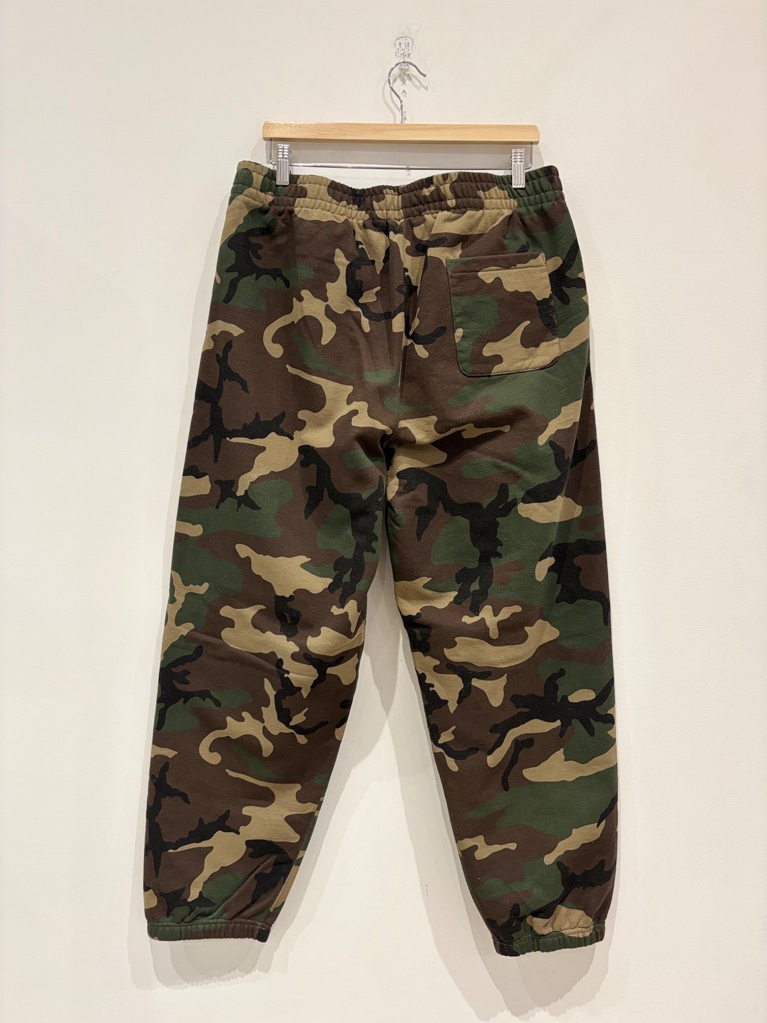 Supreme Supreme Satin Applique Sweatpant (SS26) Woodland Camo Size US 34 / EU 50 - 2 Thumbnail