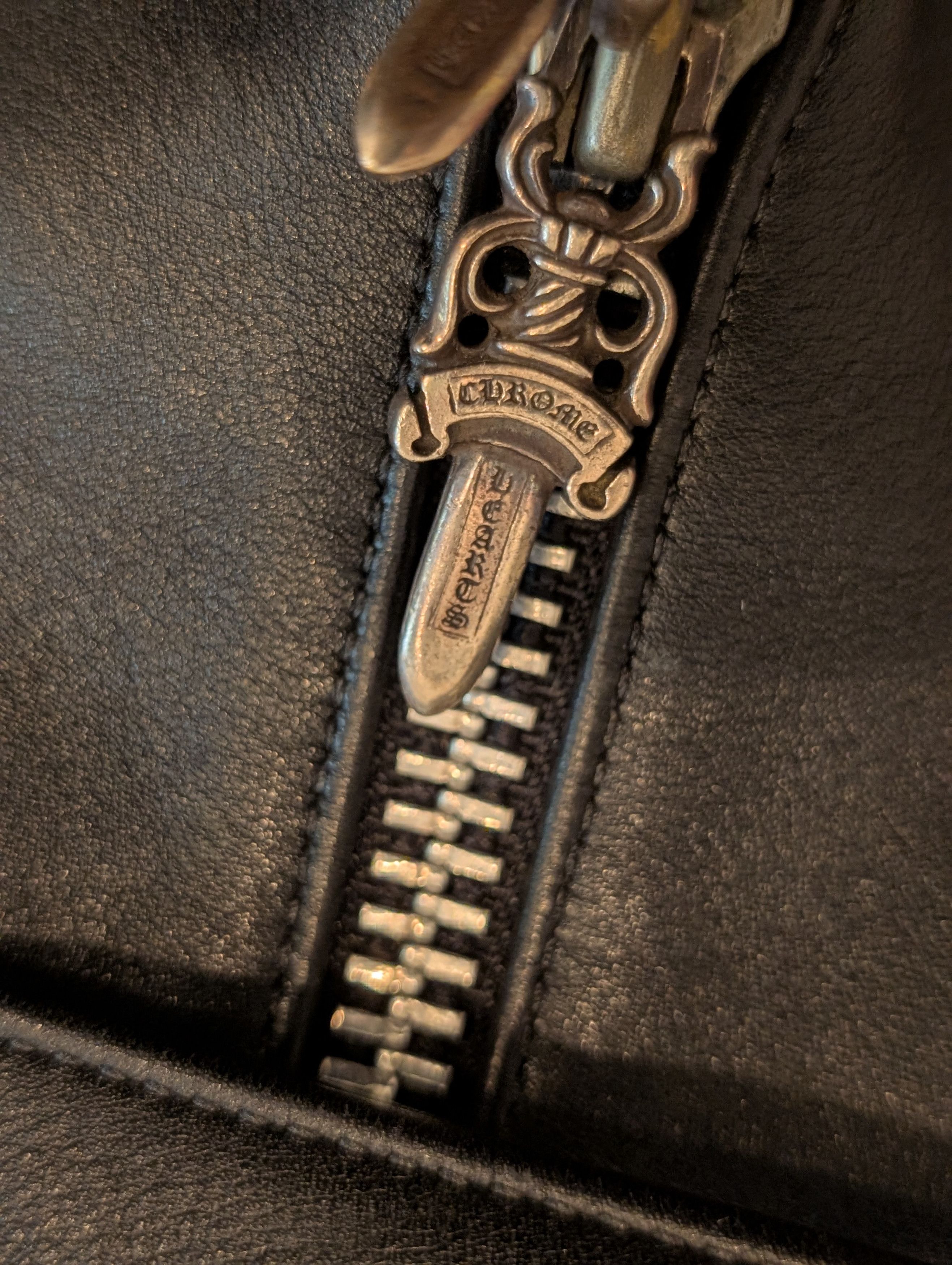 Chrome Hearts CH PLUS PATCH SILVER CROSS PLUS DUFFLE BAG Size ONE SIZE - 7 Thumbnail