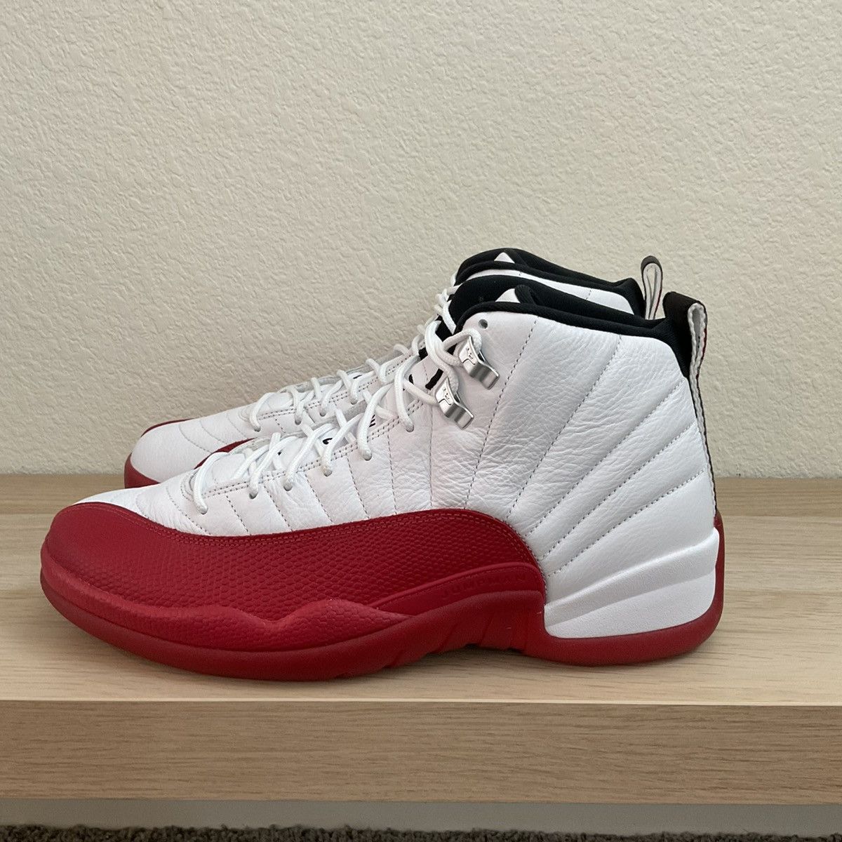 Nike Jordan 12 Retro Size US 11.5 / EU 44-45 - 1 Thumbnail