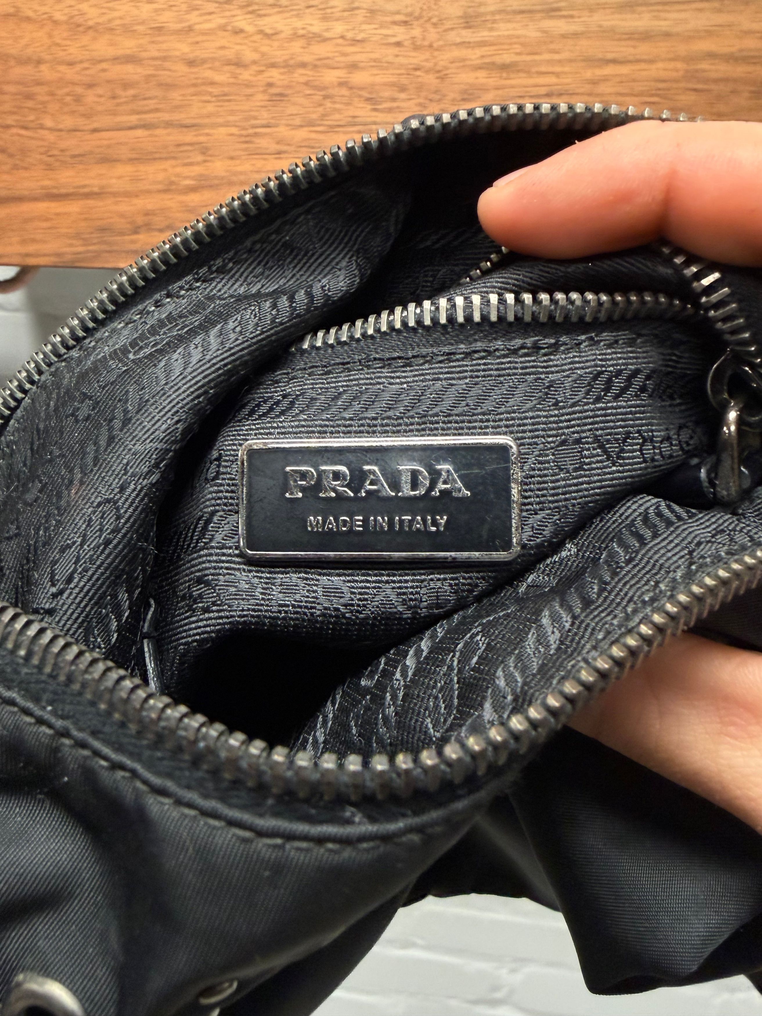Prada Prada Black Nylon Vela ‘Grommet Detail’ Hobo Shoulder Bag Size ONE SIZE - 5 Thumbnail