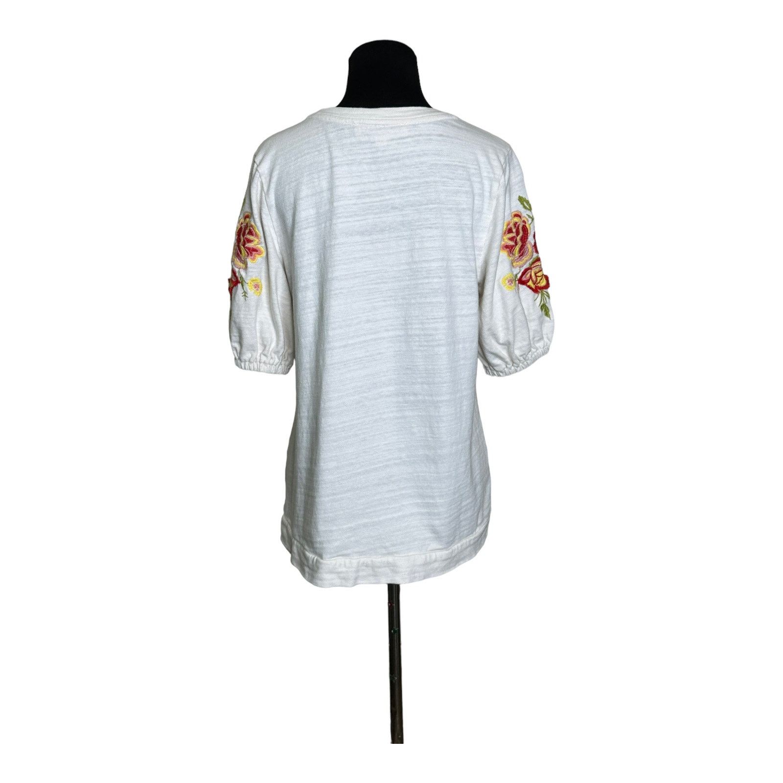 Loft Loft off white floral embroidered knit top size small Size S / US 4 / IT 40 - 2 Thumbnail