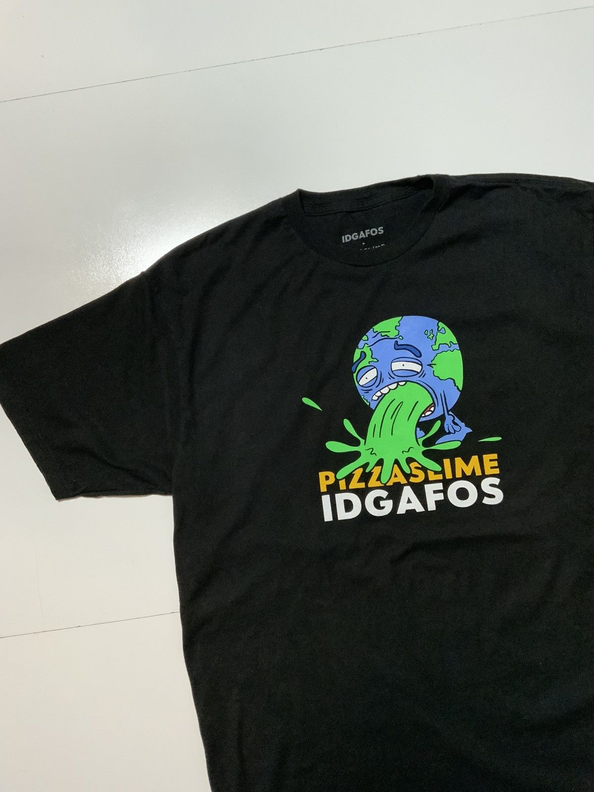 Pizza Slime Pizza Slime X IDGAFOS Dillon Earth World Puke T-shirt Size US L / EU 52-54 / 3 - 4 Thumbnail