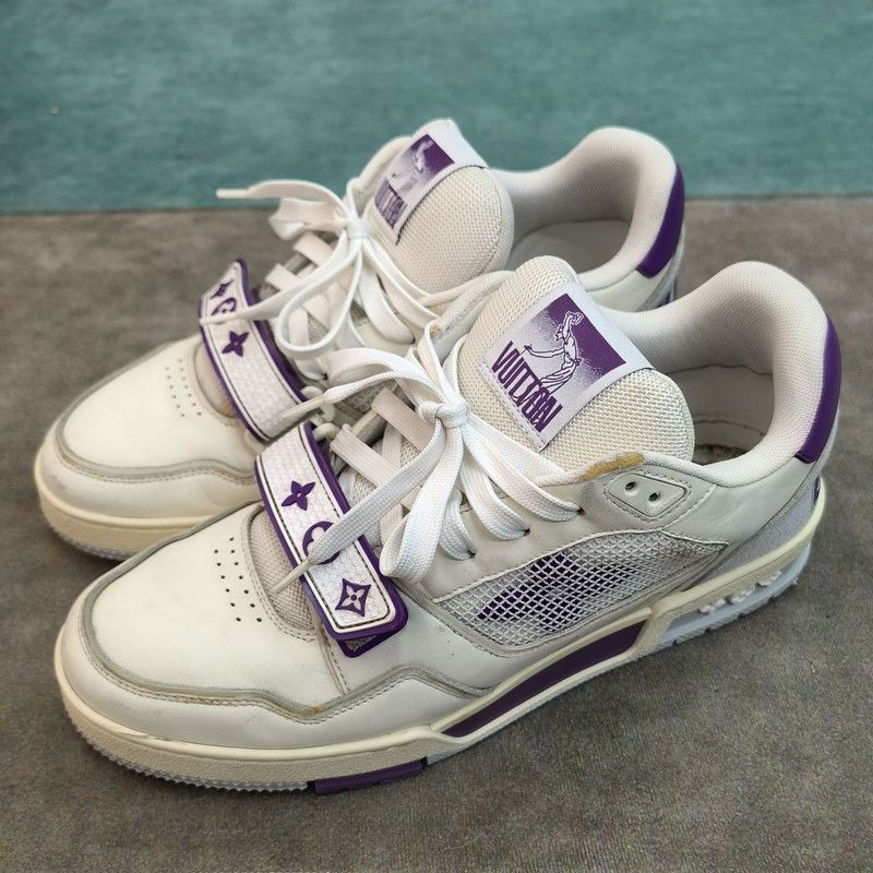 Louis Vuitton Louis Vuitton Stylish Trainer Sneakers for Men - Size US 8 / EU 41 - 1 Thumbnail