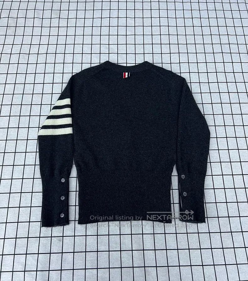 Thom Browne Thom Browne Cashmere cardigan Size XS / US 0-2 / IT 36-38 - 2 Thumbnail