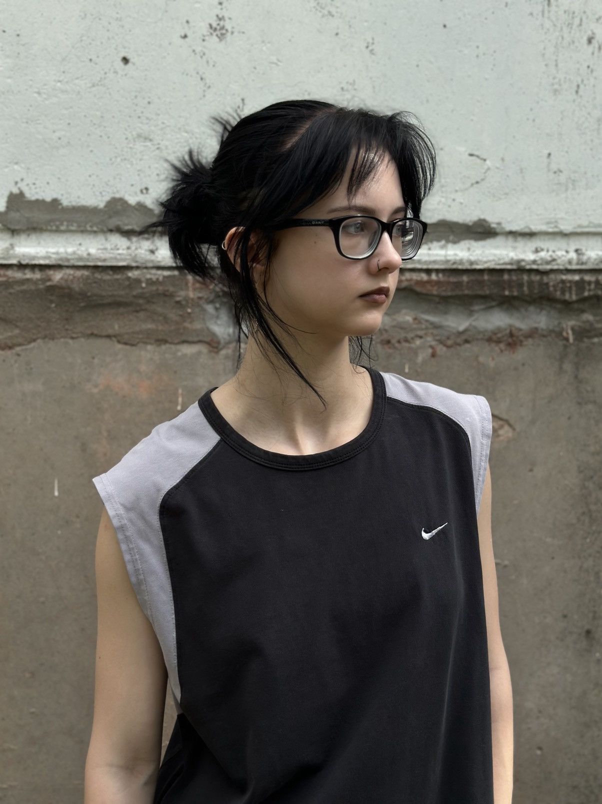 Nike VTG Nike Tank Top Sleeves Small Logo Black Size M Grunge Size US M / EU 48-50 / 2 - 4 Thumbnail