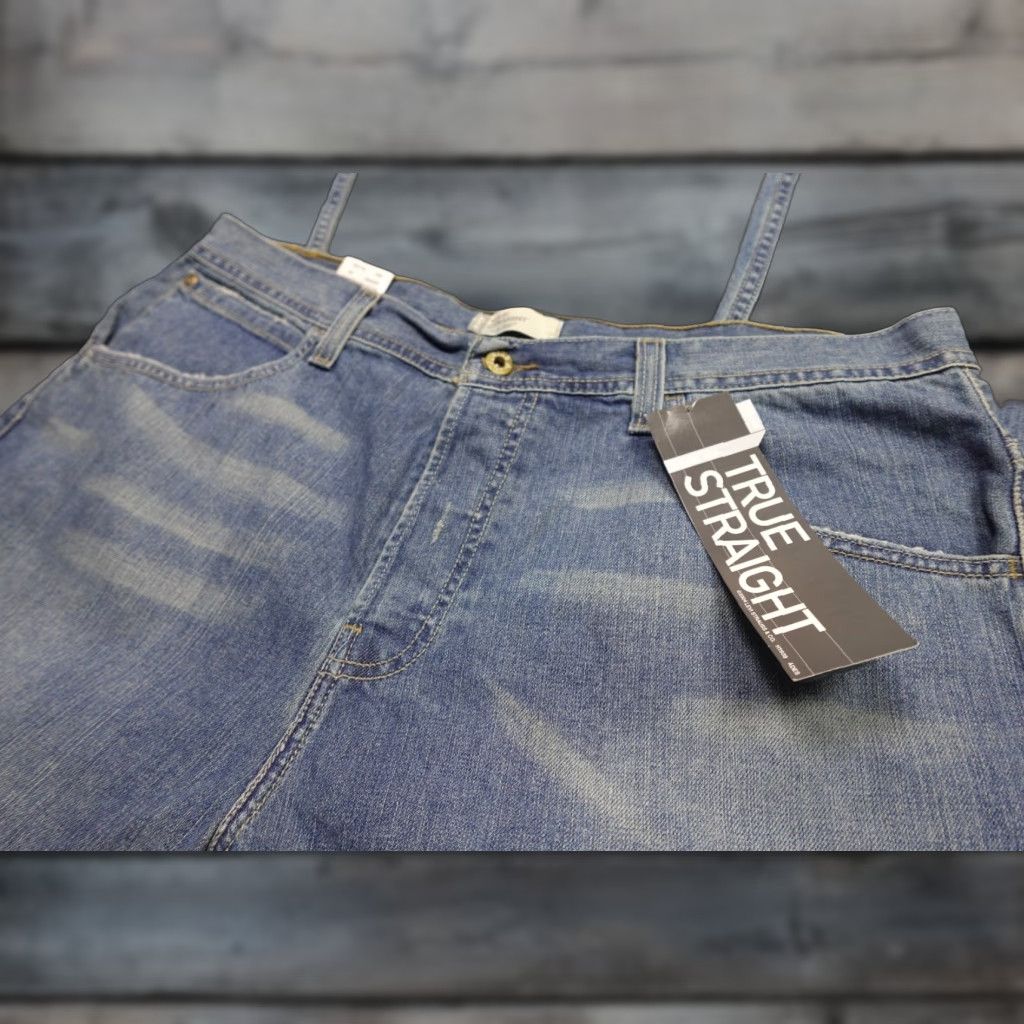 Levi's Vintage Levi's Silvertab Jeans Mens 38x32 Blue Baggy Wide-Leg Light Wash NWT Levi's Jeans Mens 38 32 Blue Baggy Wide-Leg Light Wash NWT Size US 38 / EU 54 - 1 Thumbnail