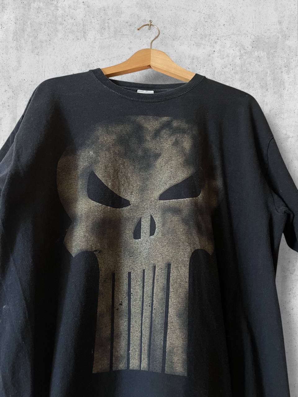 Marvel Comics Marvel 2010 PUNISHER skull tee t shirt vintage heavy cotton Size US L / EU 52-54 / 3 - 3 Thumbnail