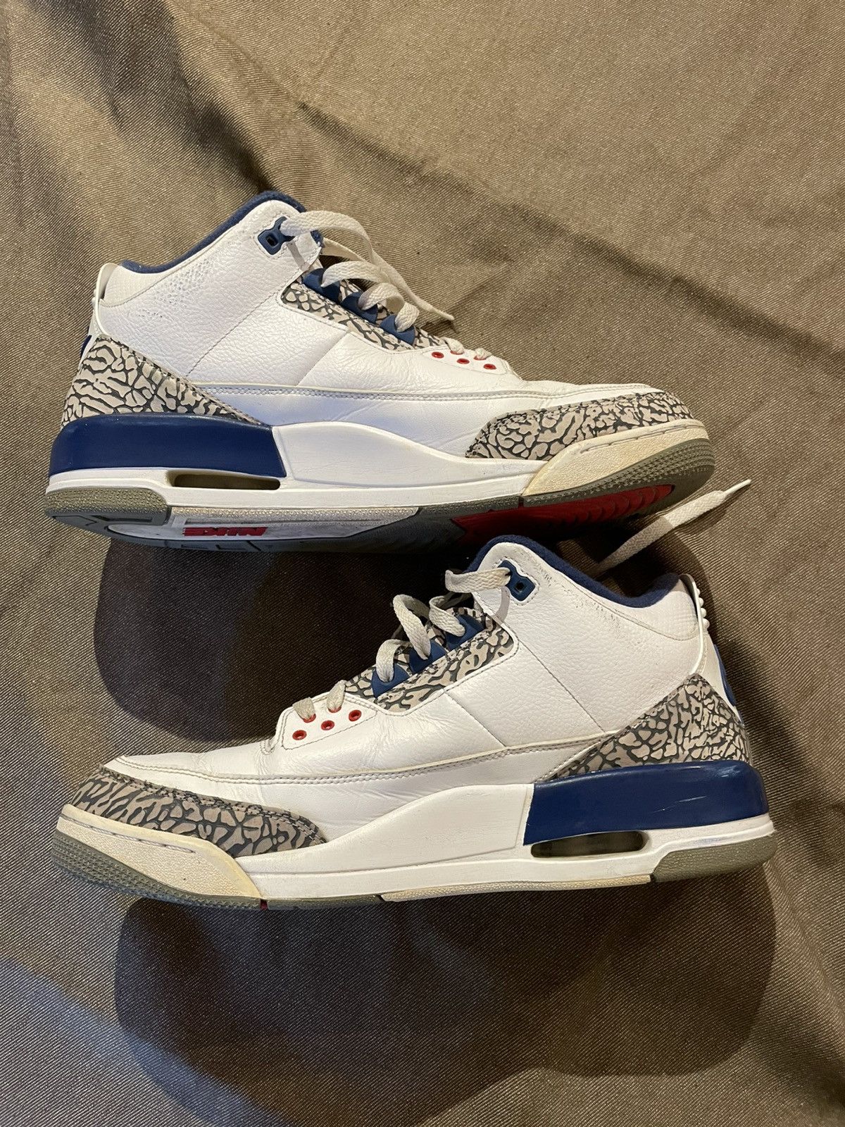 Jordan Brand × Nike Jordan “True Blue” 3 2016 Size US 13 / EU 46 - 5 Thumbnail