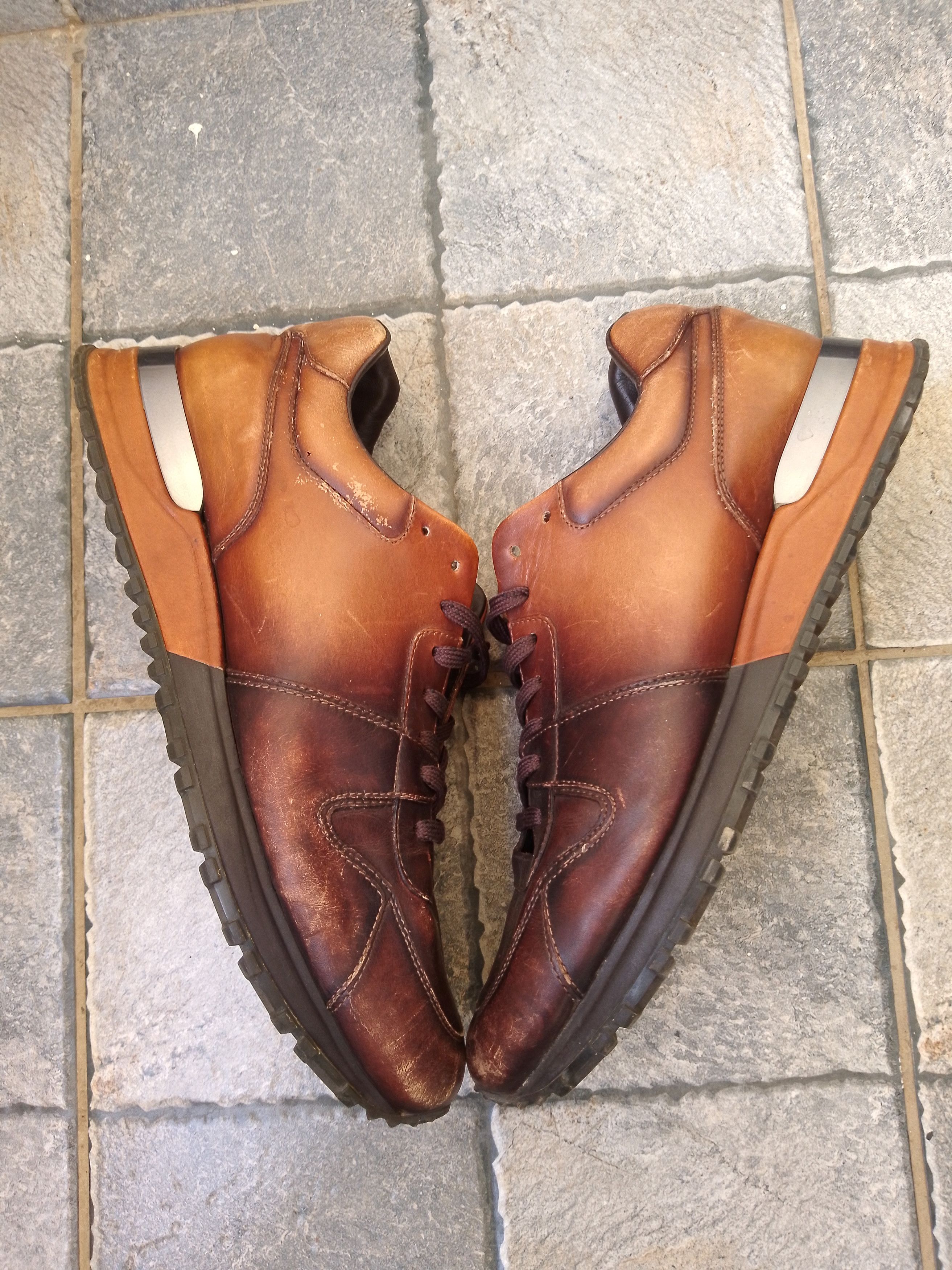 Louis Vuitton Run Away leather low trainers Size US 6 / EU 39 - 20 Thumbnail