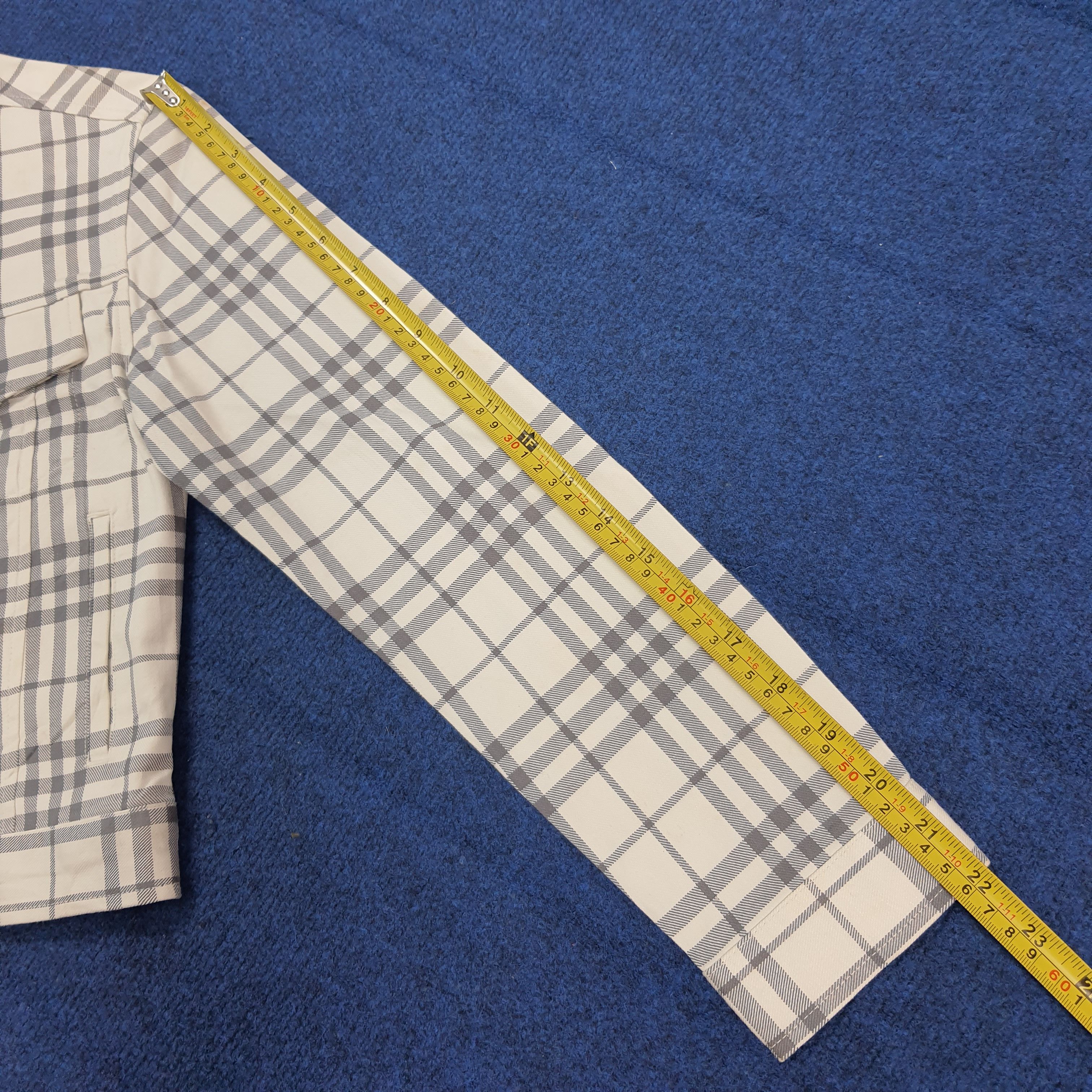 Burberry Vintage Burberry London Nova Check Cropped Jacket C298N18 Size XS / US 0-2 / IT 36-38 - 13 Thumbnail