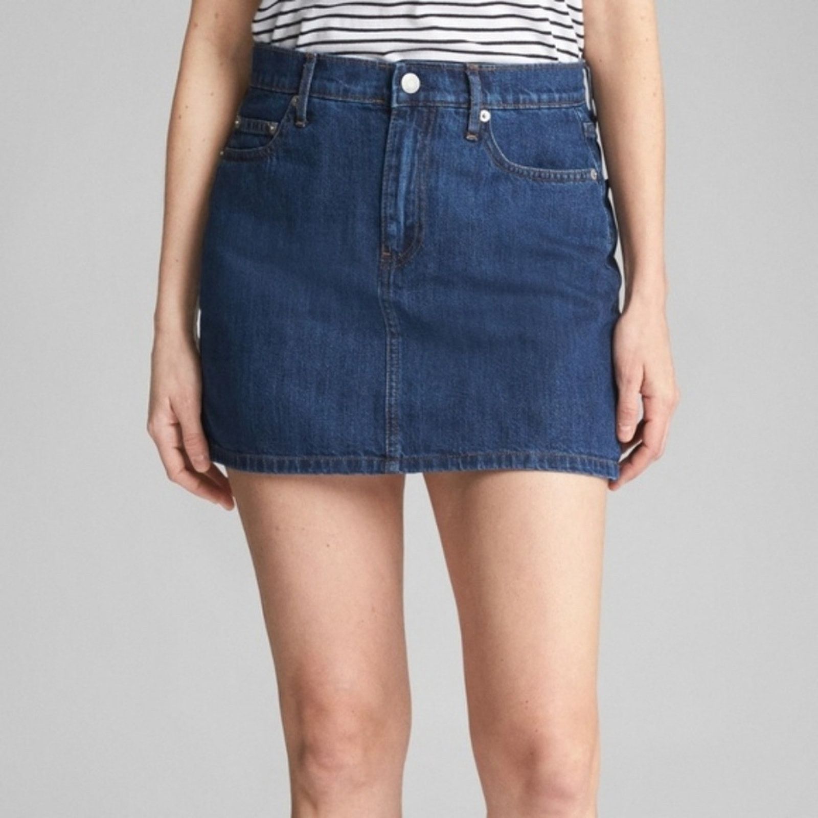 Gap GAP Blue Dark Wash 5-Pocket Denim Mini Skirt Size 28" / US 6 / IT 42 - 8 Thumbnail