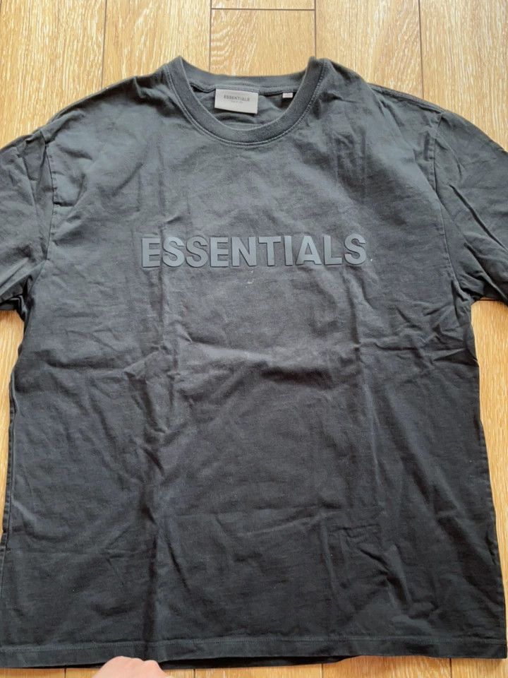Essentials Essentials T-Shirt Casual Short Sleeve Size US L / EU 52-54 / 3 - 1 Thumbnail