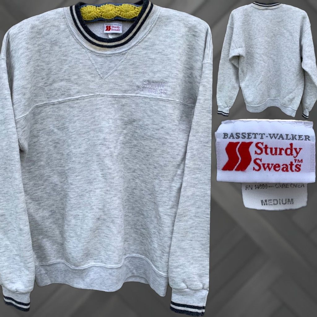 Nautica Vtg Crown Princess sweatshirt pullover Nautical Cruise Ship Maritime size Medium Size US M / EU 48-50 / 2 - 1 Thumbnail