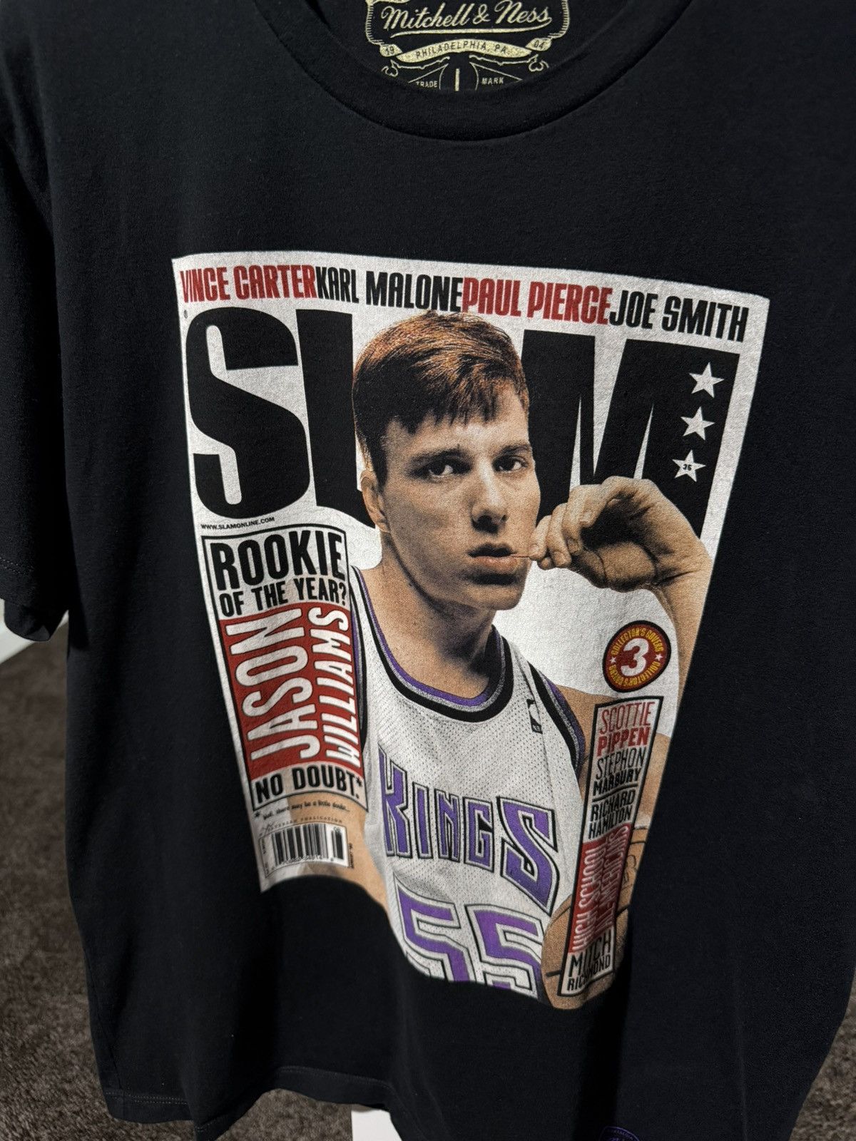 Mitchell & Ness Mitchell & Ness Jason Williams Sacramento Kings SLAM Black T Size US L / EU 52-54 / 3 - 3 Thumbnail