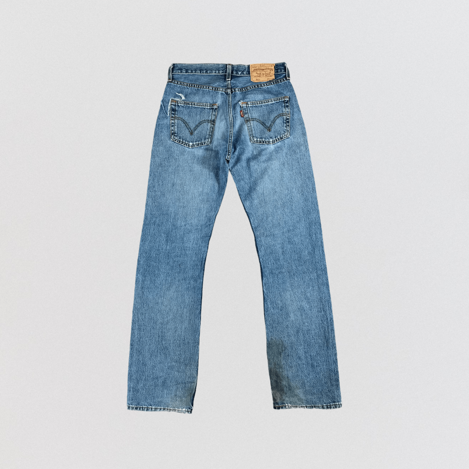Levi's × Vintage Vintage Blue Wash Levis 501 Jeans-JM2299 Size US 30 / EU 46 - 2 Thumbnail