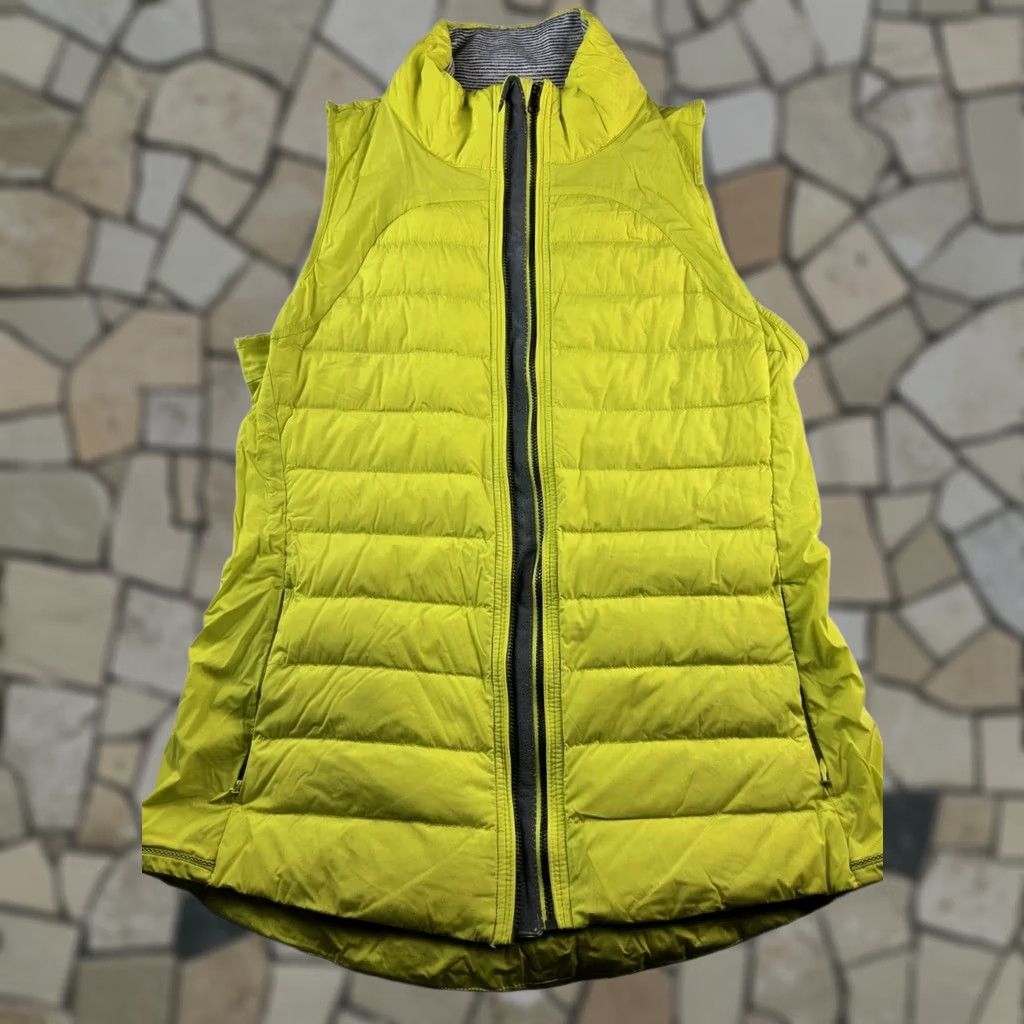 Lululemon Lululemon Vest Puffer Reflective Down Nylon Size 10 Women Yellow Size L / US 10 / IT 46 - 1 Thumbnail