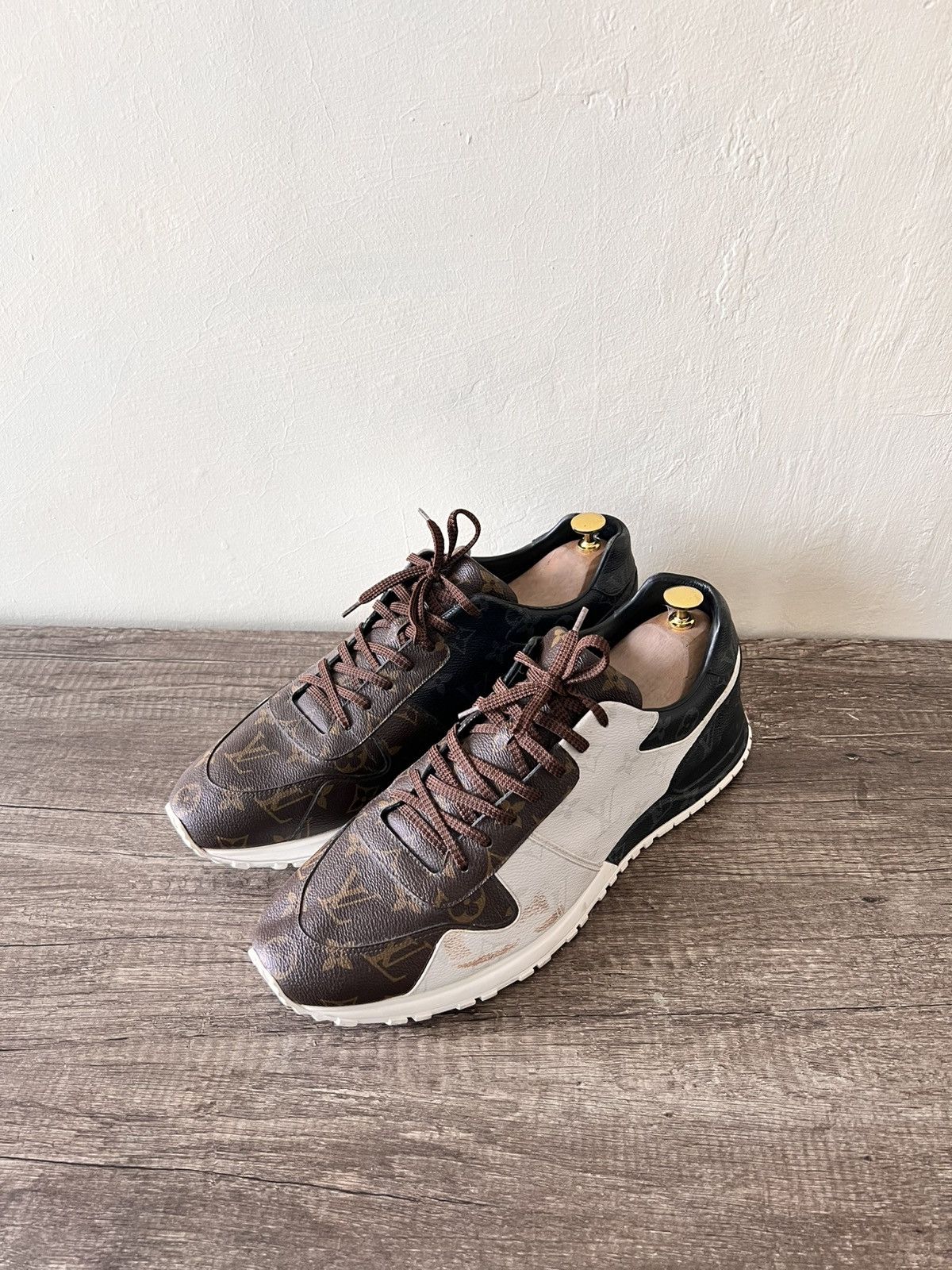 Louis Vuitton LOUIS VUITTON RUN AWAY TRIPLE MONOGRAM SNEAKERS Size US 12 / EU 45 - 7 Thumbnail