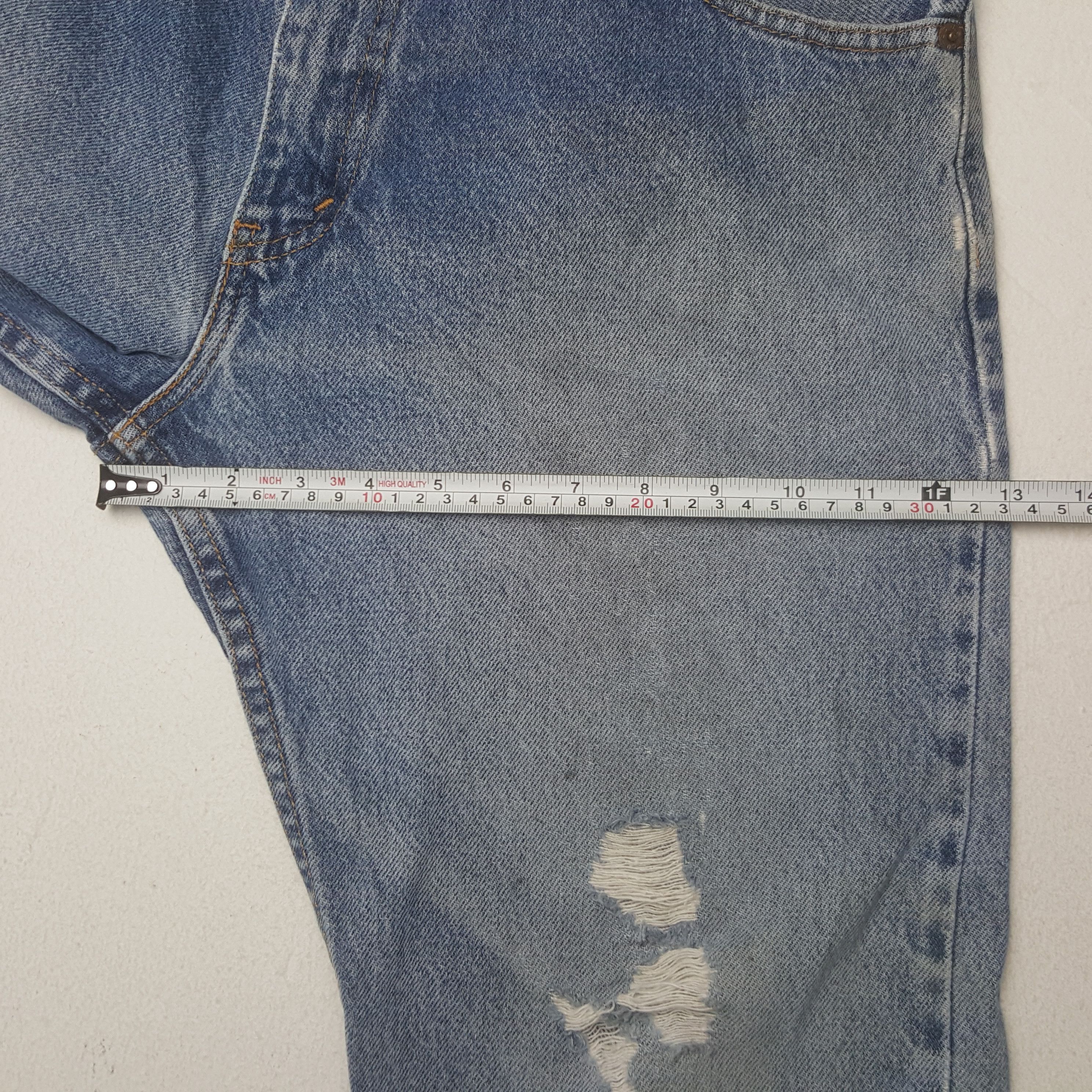 Vintage Levi's American Distressed Style Denim Jeans