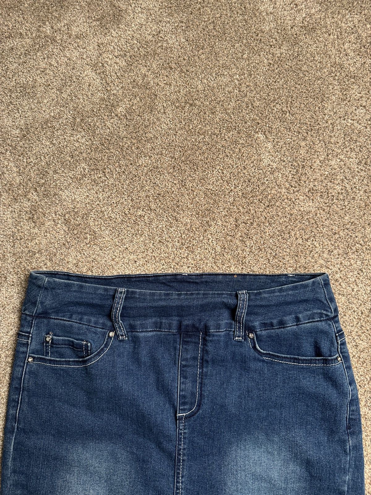 Other SWEET JEANS INDIGO BLUE EMBELLISHED POCKET SKIRT Size 32" / US 10 / IT 46 - 5 Thumbnail