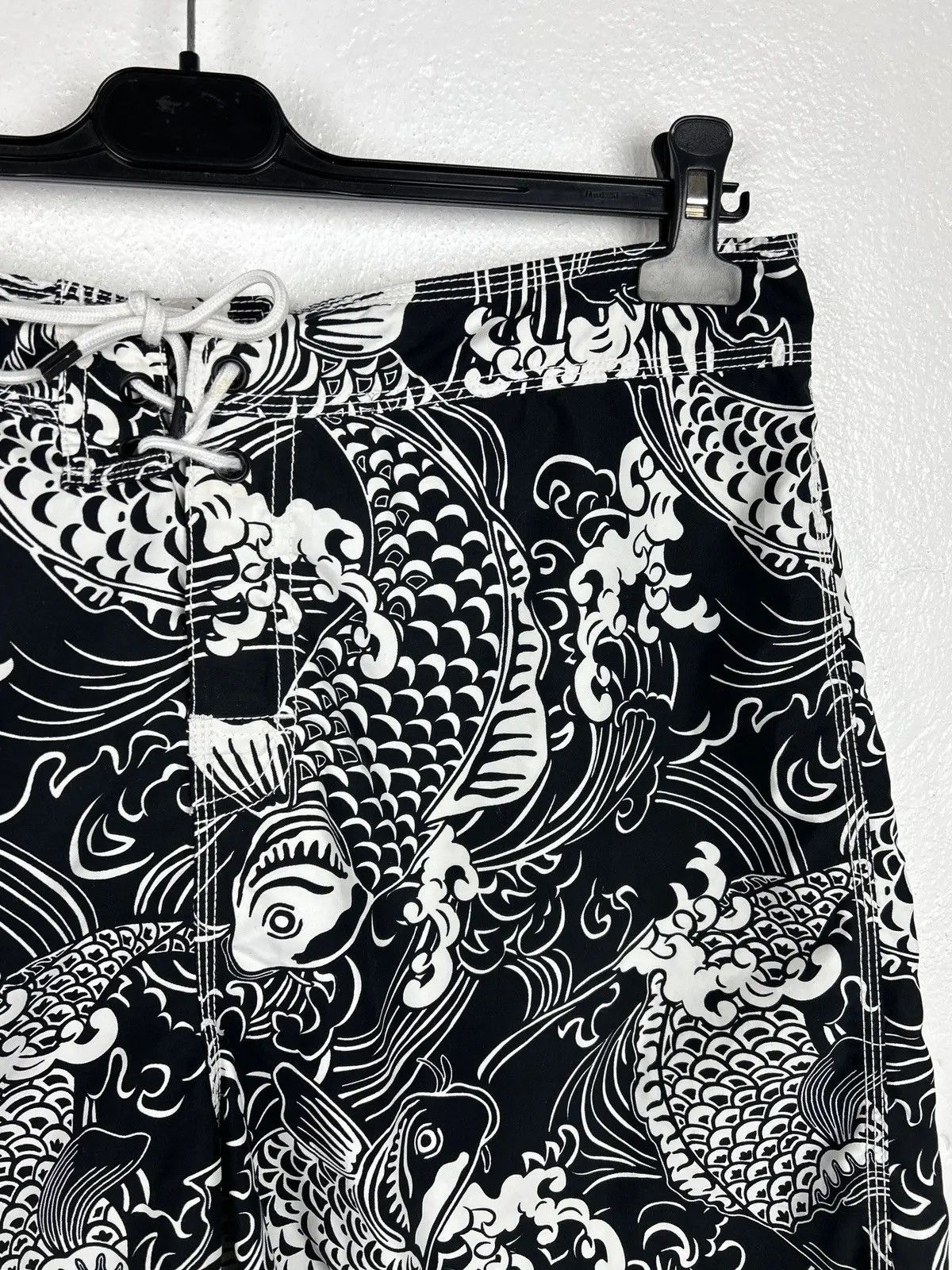 Polo Ralph Lauren Vintage Ralph Lauren RLX Koi Fish Art Aop Shorts Size US 34 / EU 50 - 2 Thumbnail