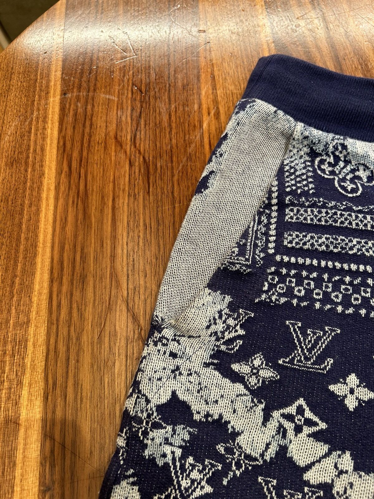 Louis Vuitton LOUIS VUITTON BANDANA SHORTS Size US 32 / EU 48 - 21 Thumbnail