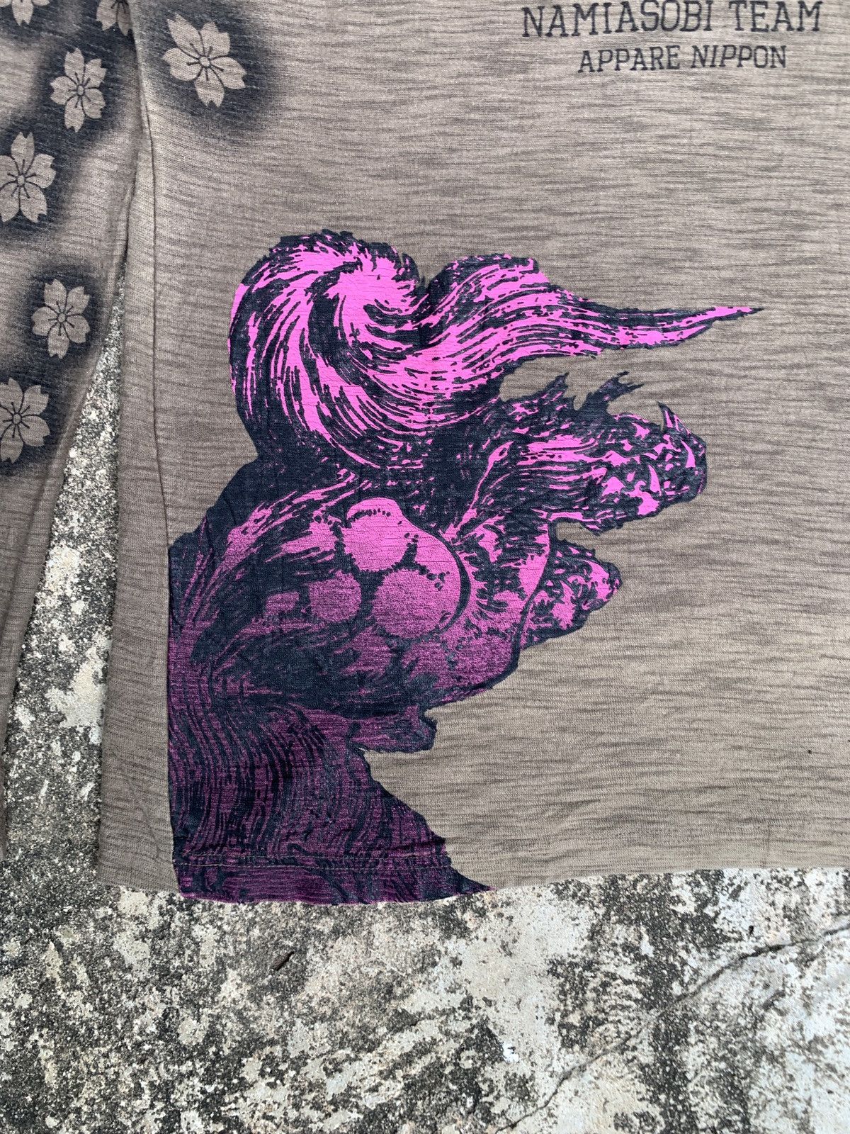 Japanese Brand NTN Team Sukajan Lion Sakura Army Green Longsleeve Tee Size US L / EU 52-54 / 3 - 4 Thumbnail