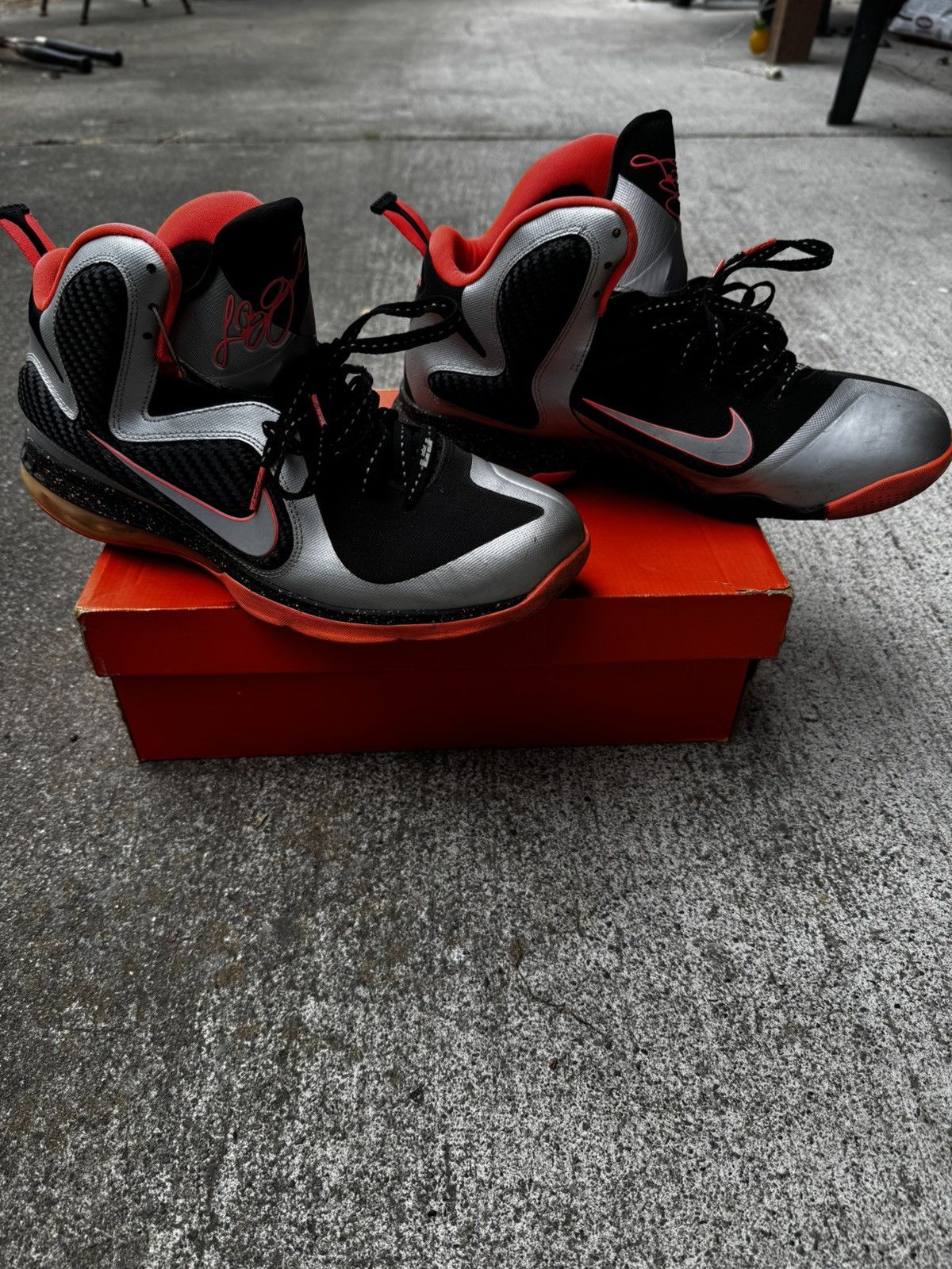 Nike Nike LeBron James mango 9’s Size US 12.5 / EU 45-46 - 4 Thumbnail