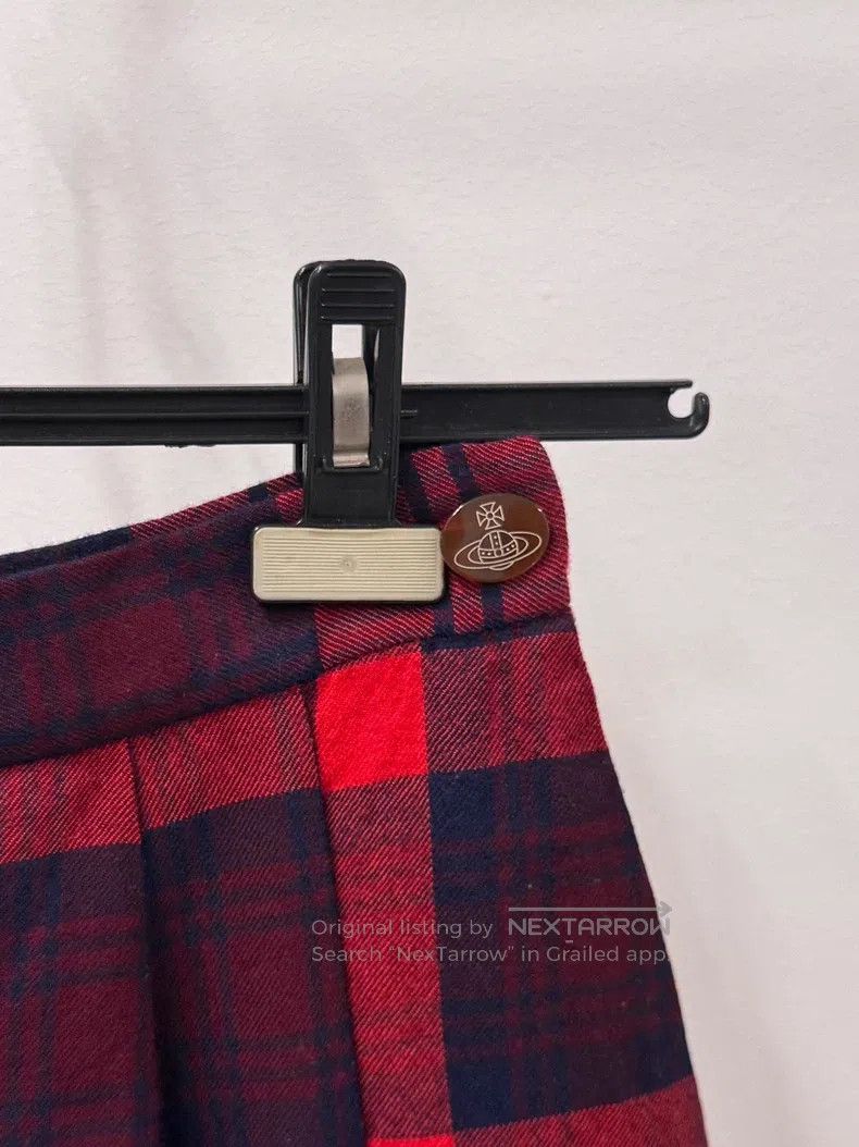 Vivienne Westwood Vivienne Westwood size 1 Red and Black Tartan Skirt, Bottom Size 25" / US 0 / IT 36 - 6 Thumbnail
