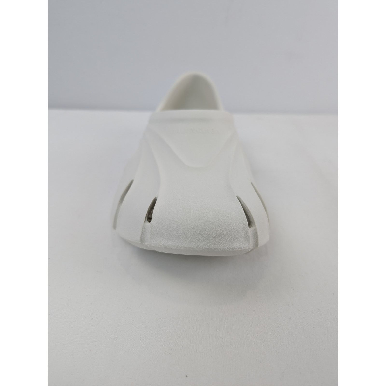 Balenciaga o1rshd1 Classic Mold Closed Slide Sandals in Eggshell Size US 13 / EU 46 - 14 Thumbnail