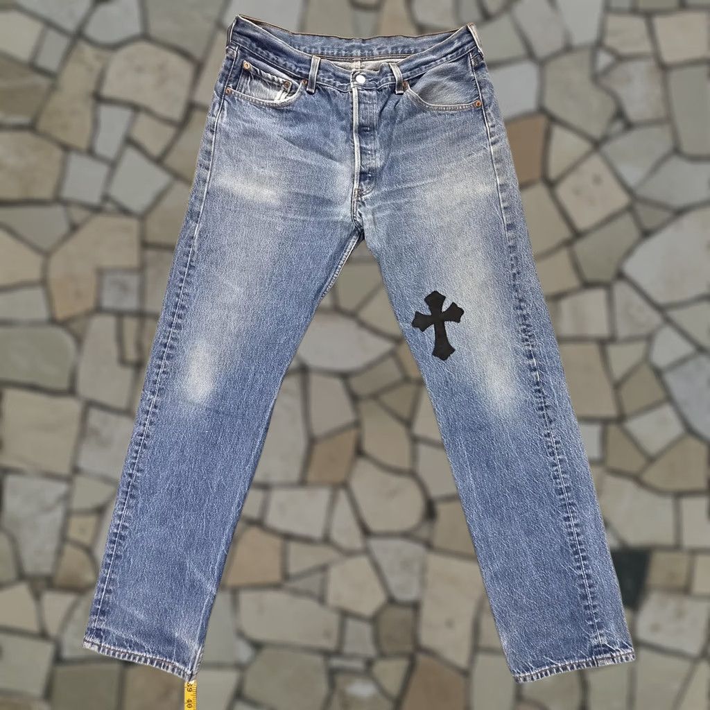 Levi's VINTAGE Levi's 501 Jeans Mens Blue Button Fly 31x32 Cross Patch 501 Levi's Denim Cotton Straight Jeans Size US 31 - 1 Thumbnail
