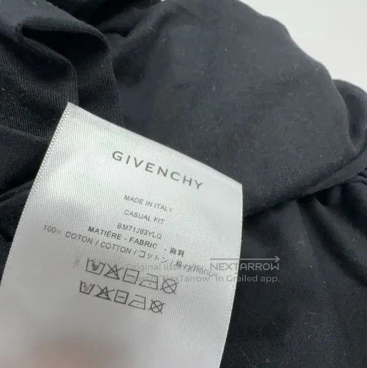 Givenchy Givenchy Casual Loose Round Neck Unisex T-Shirt. Size US XS / EU 42 / 0 - 2 Thumbnail