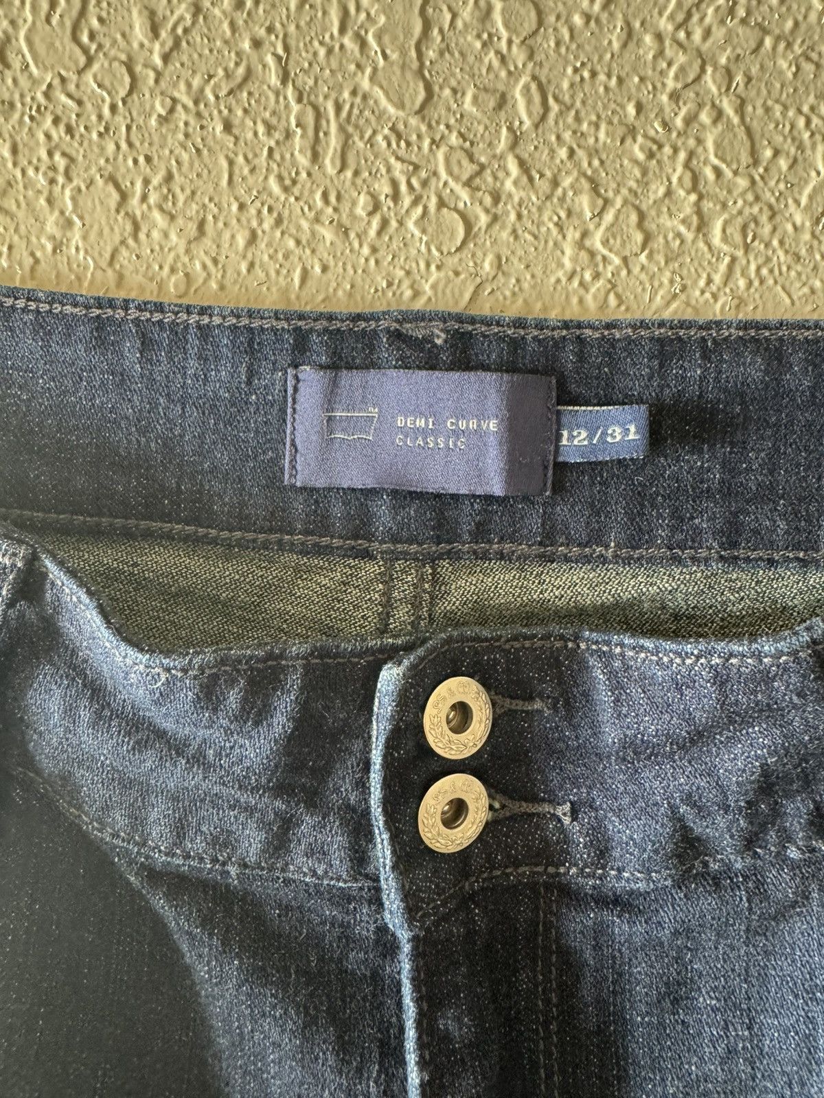 Levi's Vintage Clothing Levi’s flared demi curve jeans Size US 32 / EU 48 - 3 Thumbnail