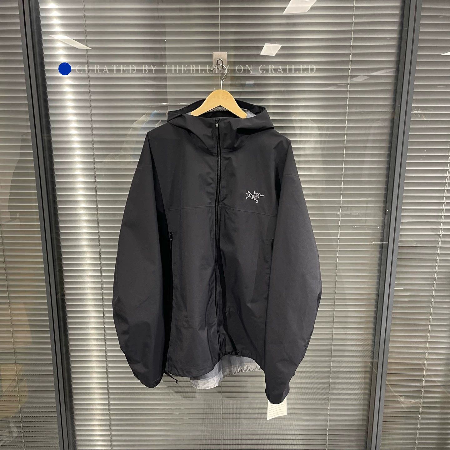 Arc'teryx Black Hooded Light Jacket Size US XXL / EU 58 / 5 - 1 Thumbnail