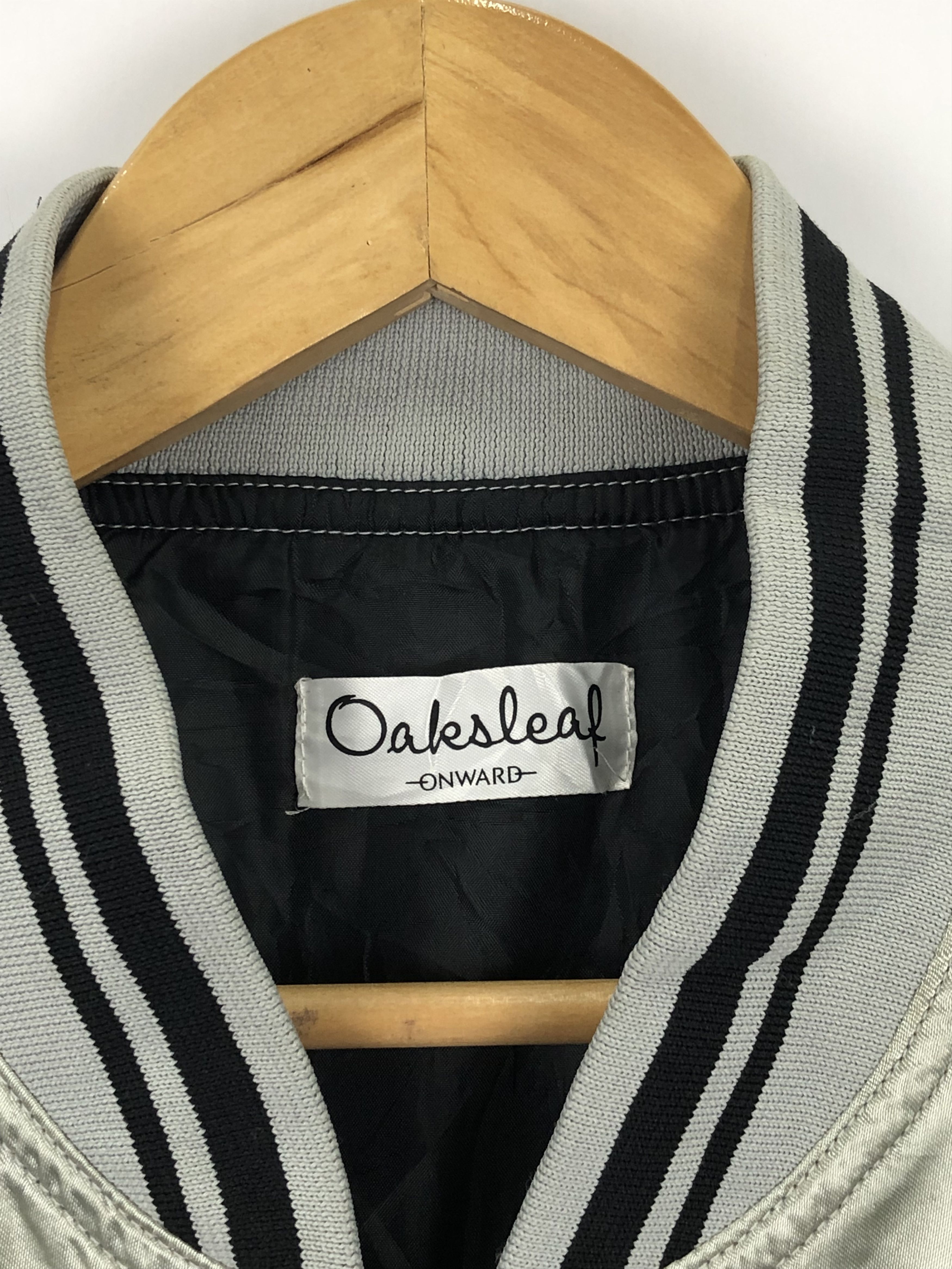 Vintage Vintage Crystal Black Bomber Varsity Baseball Jumper J0727 Size US L / EU 52-54 / 3 - 6 Thumbnail