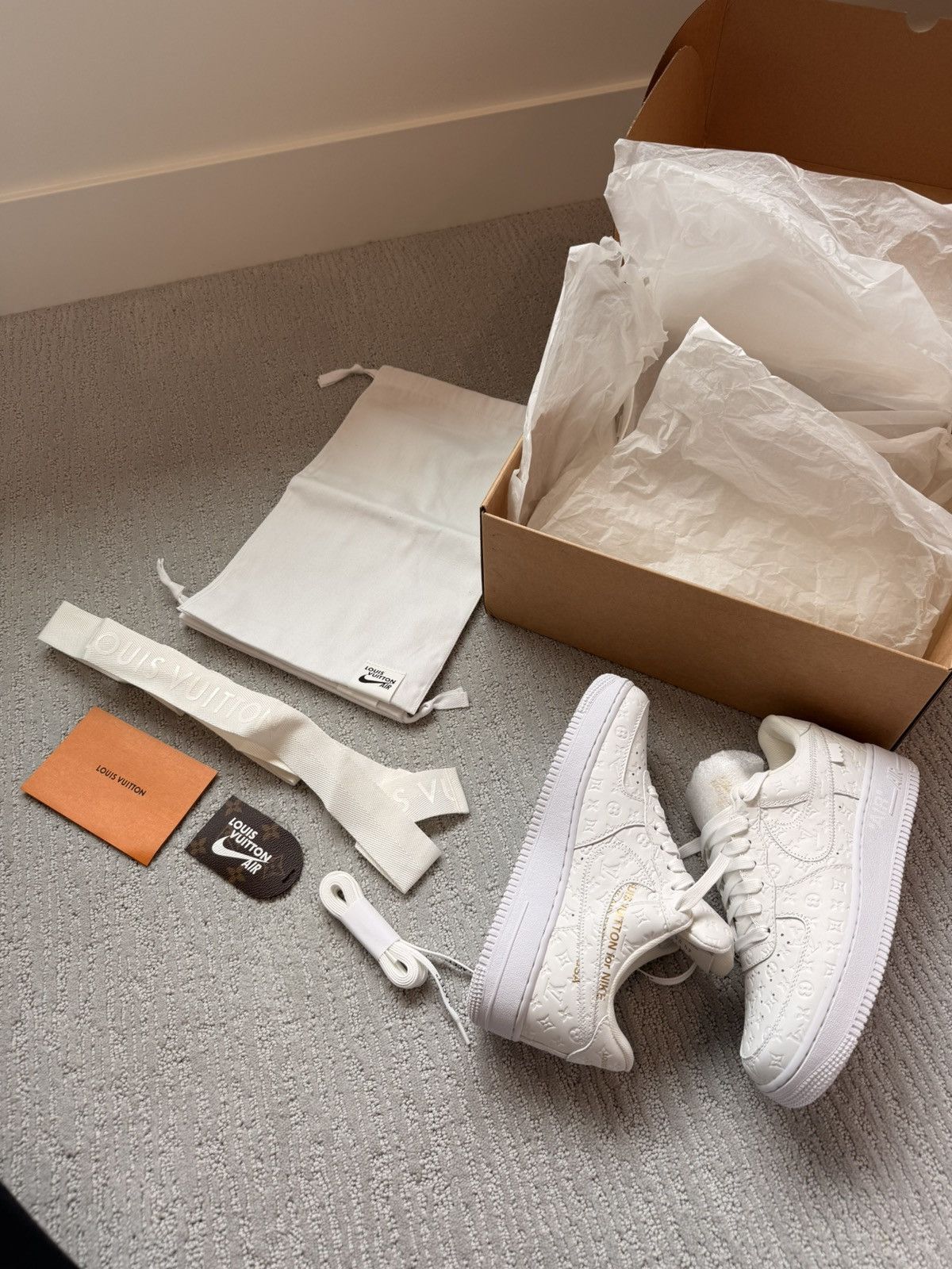 Louis Vuitton Louis Vuitton Nike Air Force 1 Low Size US 6.5 / EU 39-40 - 1 Thumbnail