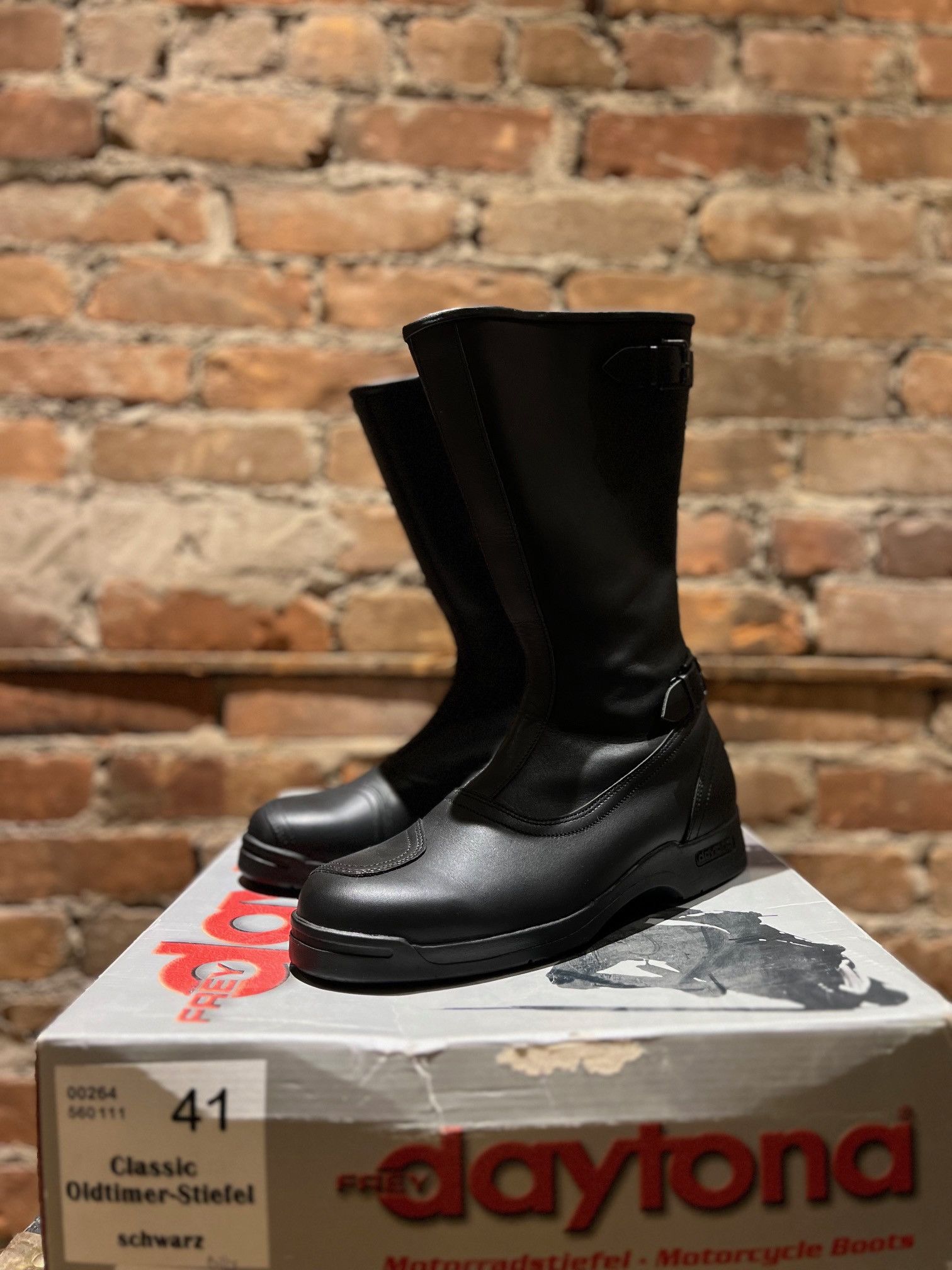 Other Frey Daytona Classic Oldtimer Motorcycle Boots – Black Size US 8 / EU 41 - 1 Thumbnail