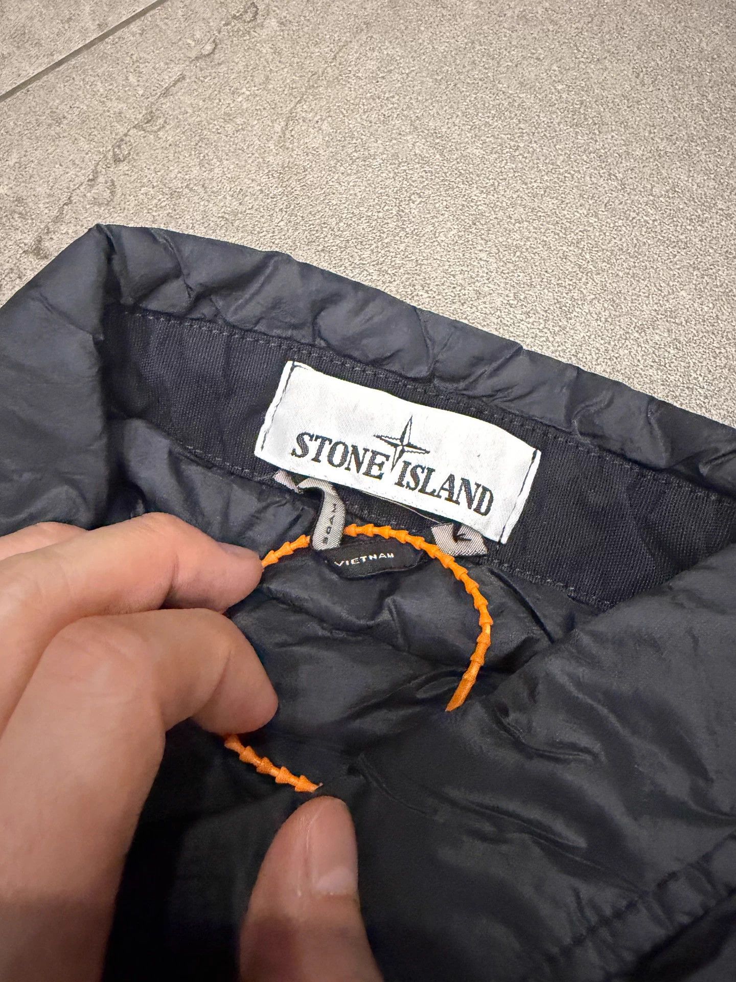 Stone Island Stone Island Black XL Ribbed Down Jacket Excellent Condition Size US XL / EU 56 / 4 - 4 Thumbnail