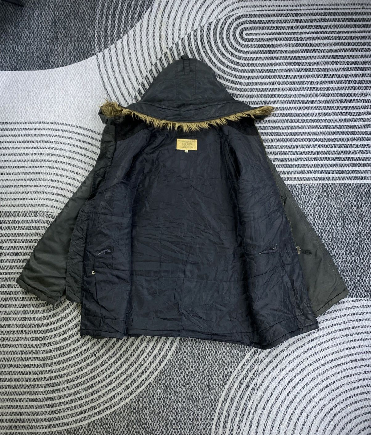 Avirex Vintage Avirex Fur Parka Military Jacket Size US XL / EU 56 / 4 - 7 Thumbnail