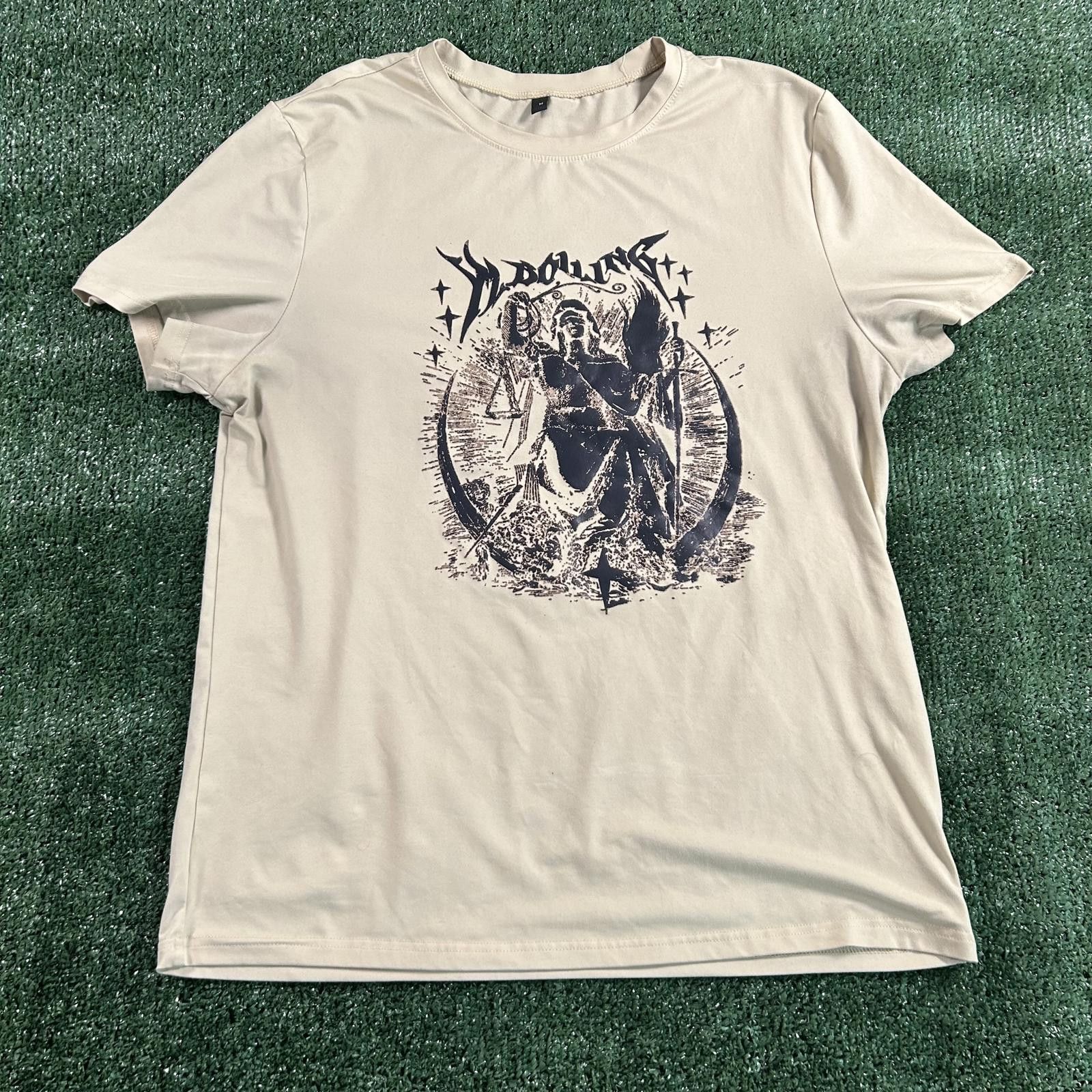 Other Beige gothic Graphic Print T-Shirt. Size medium Size US M / EU 48-50 / 2 - 1 Thumbnail