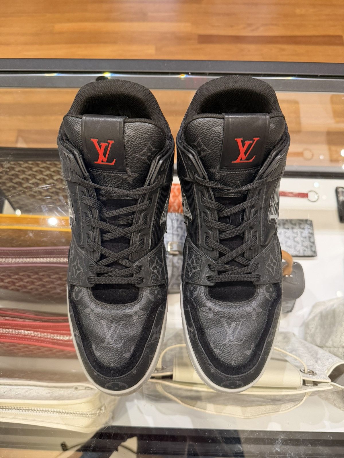 Louis Vuitton Louis Vuitton Monogram Leather Trainer Sneaker - Black/Red Size US 10.5 / EU 43-44 - 6 Thumbnail