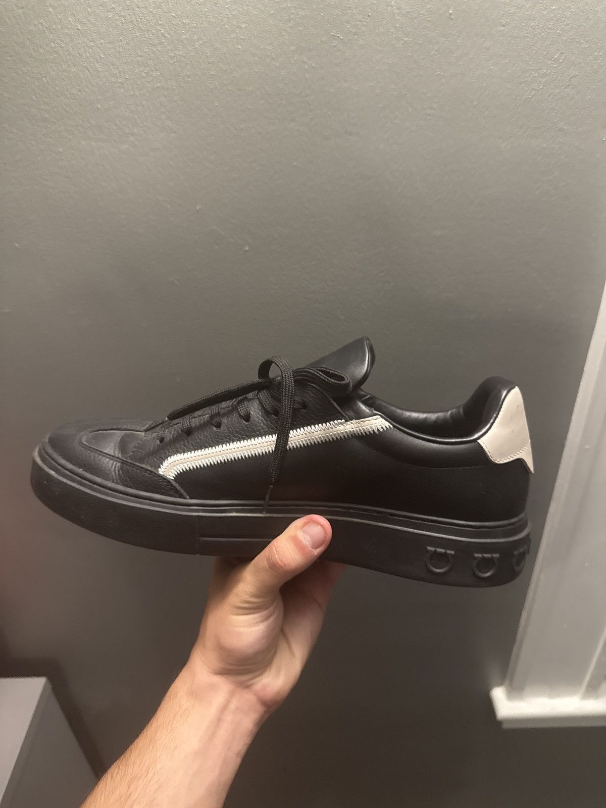 Salvatore Ferragamo Black on grey ferragamo leather shoes, barley worn at all Size US 9 / EU 42 - 1 Thumbnail