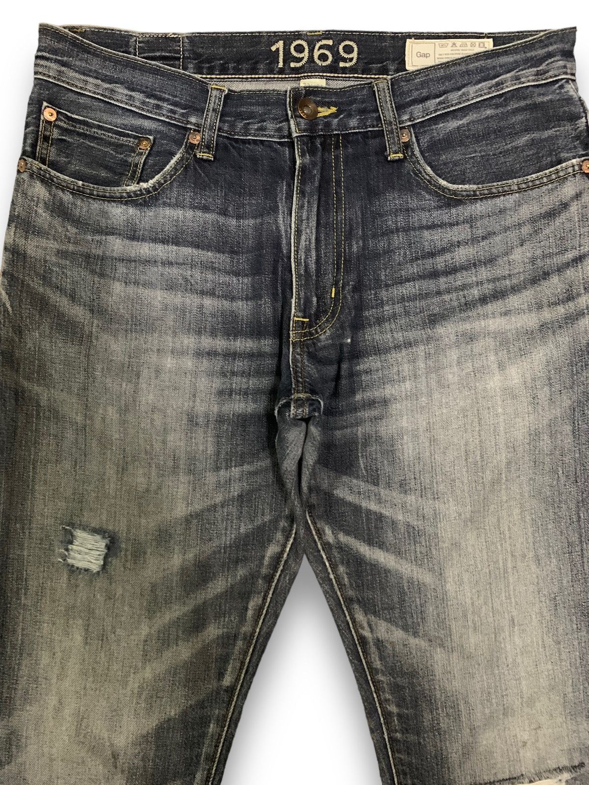 Gap Vintage Gap 1969 Whiskers Washed Distressed Grunge Jeans Size US 32 / EU 48 - 3 Thumbnail