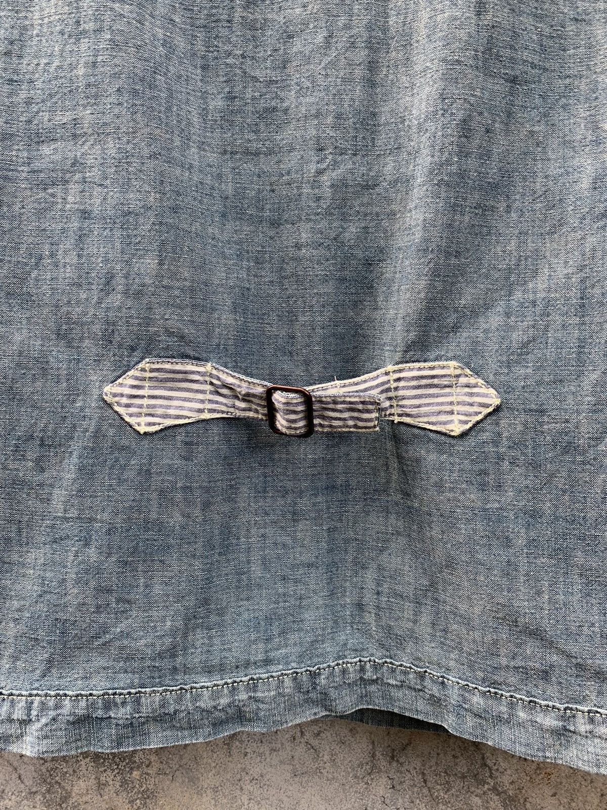 Levi's Levi’s Blue Denim Buckle Back Shirts Size M / US 6-8 / IT 42-44 - 6 Thumbnail