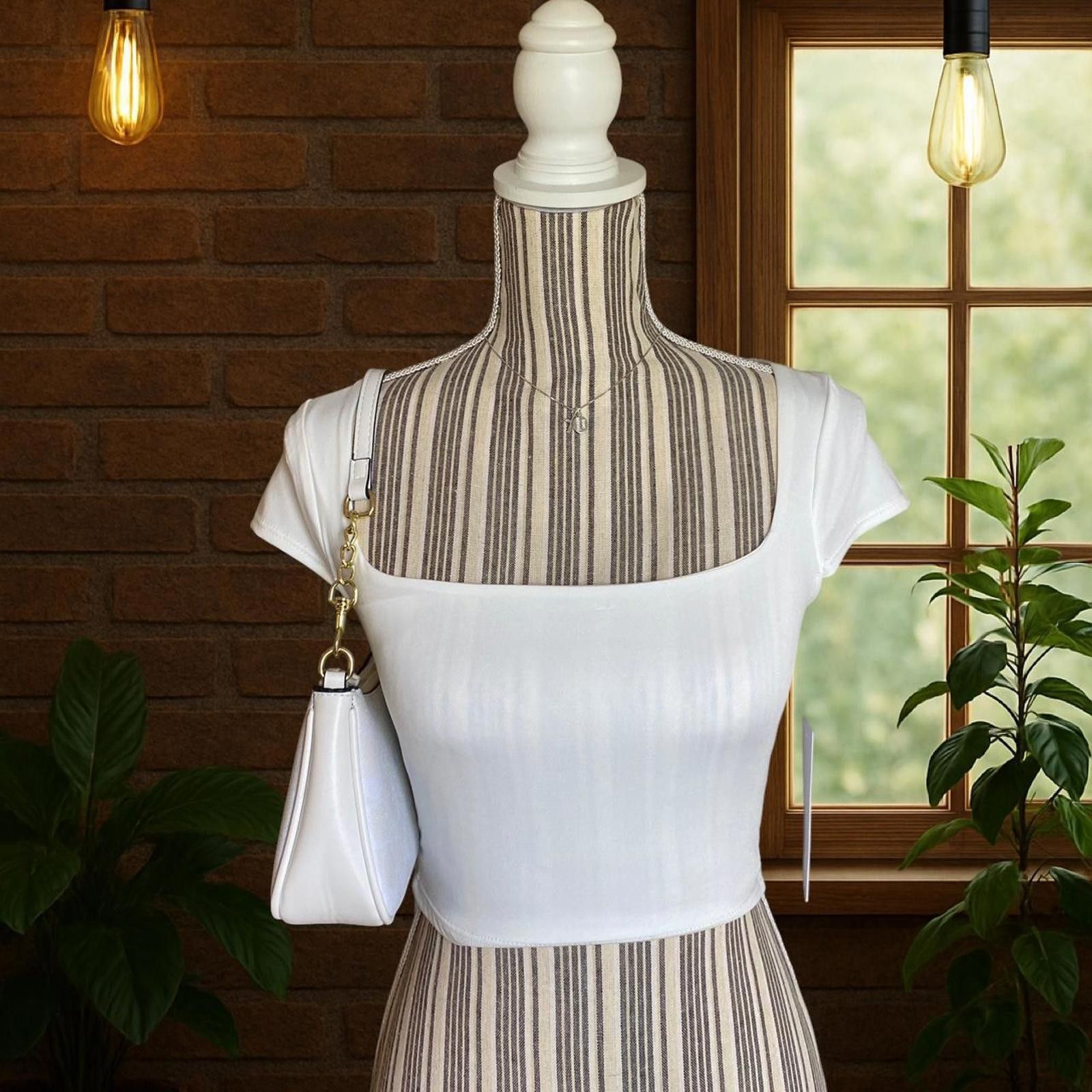 Other White square neck crop top Size XS / US 0-2 / IT 36-38 - 1 Thumbnail